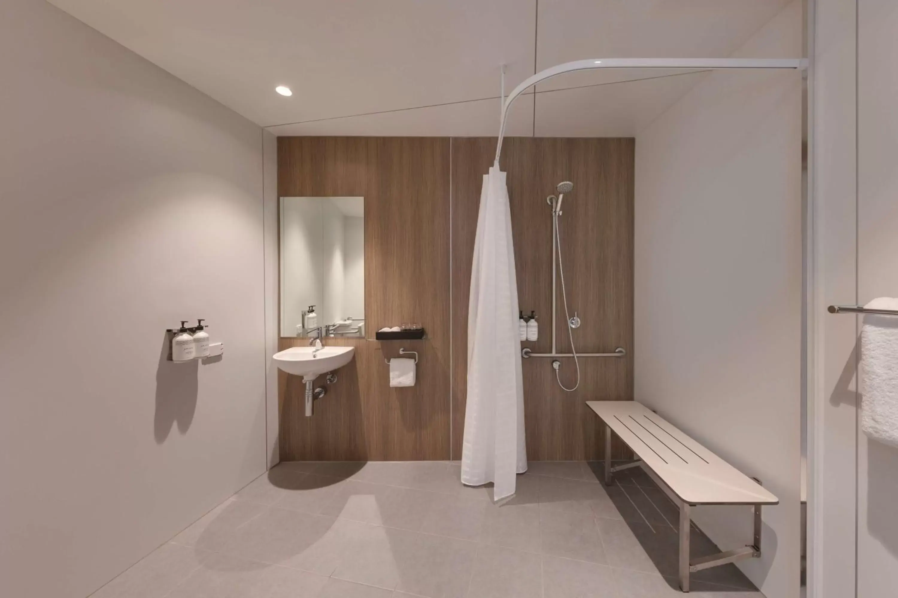 Bedroom, Bathroom in Travelodge Hotel Hurstville Sydney