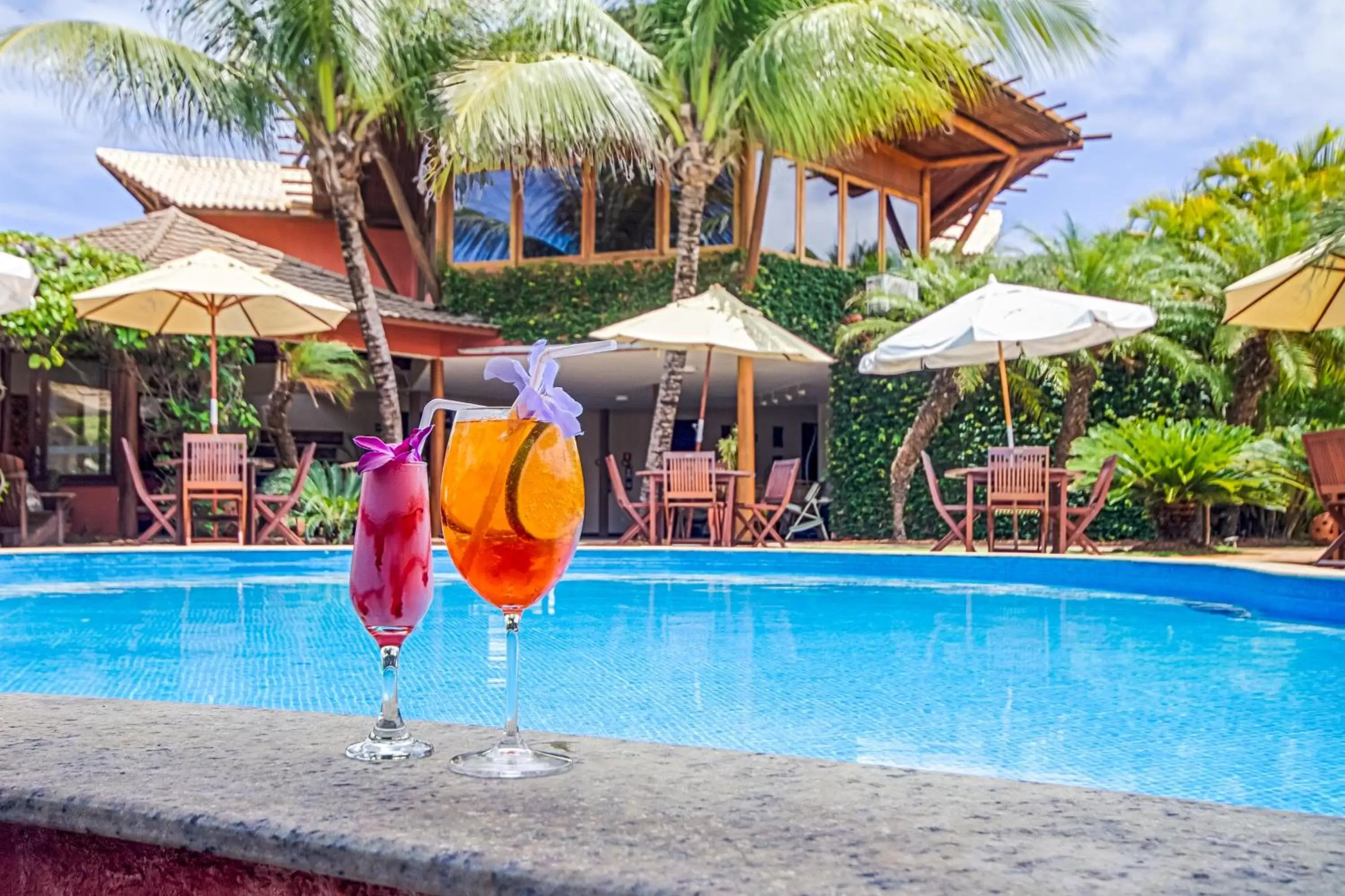Lounge or bar, Swimming Pool in Aruanã Eco Praia Hotel