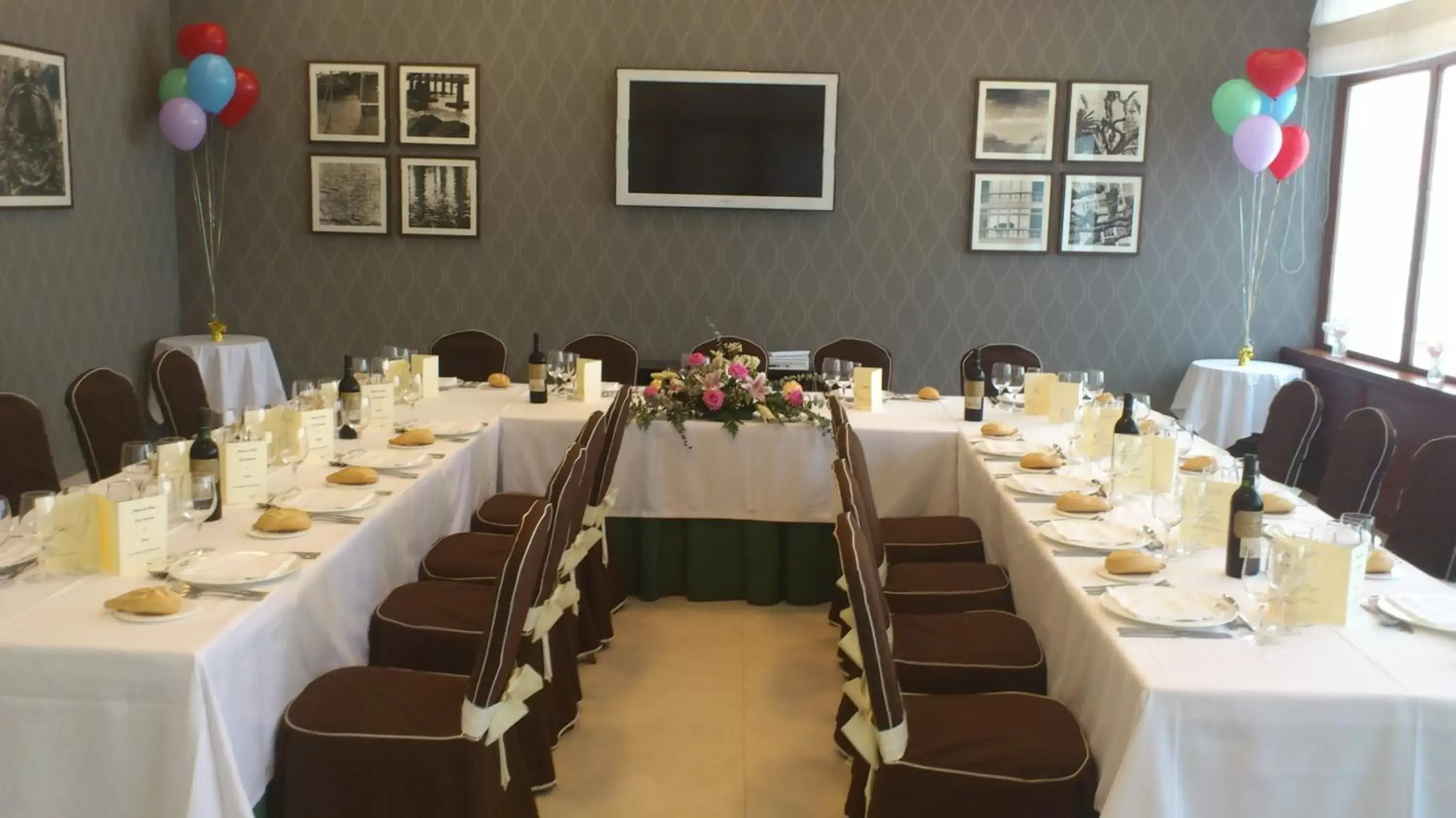 Banquet/Function facilities, Restaurant/Places to Eat in Las Rocas Playa Hotel
