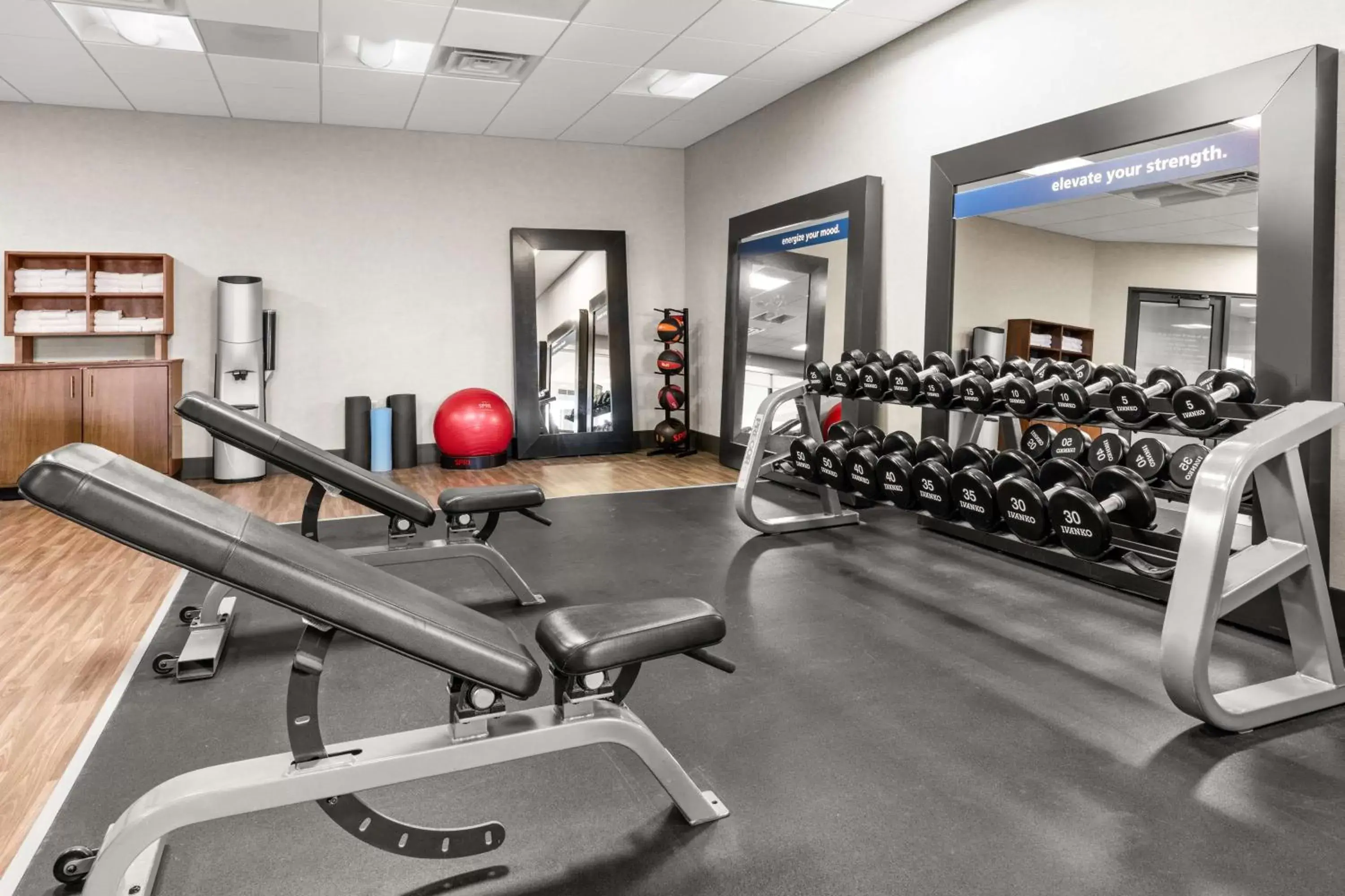 Fitness centre/facilities, Fitness Center/Facilities in Hampton Inn & Suites Fairbanks