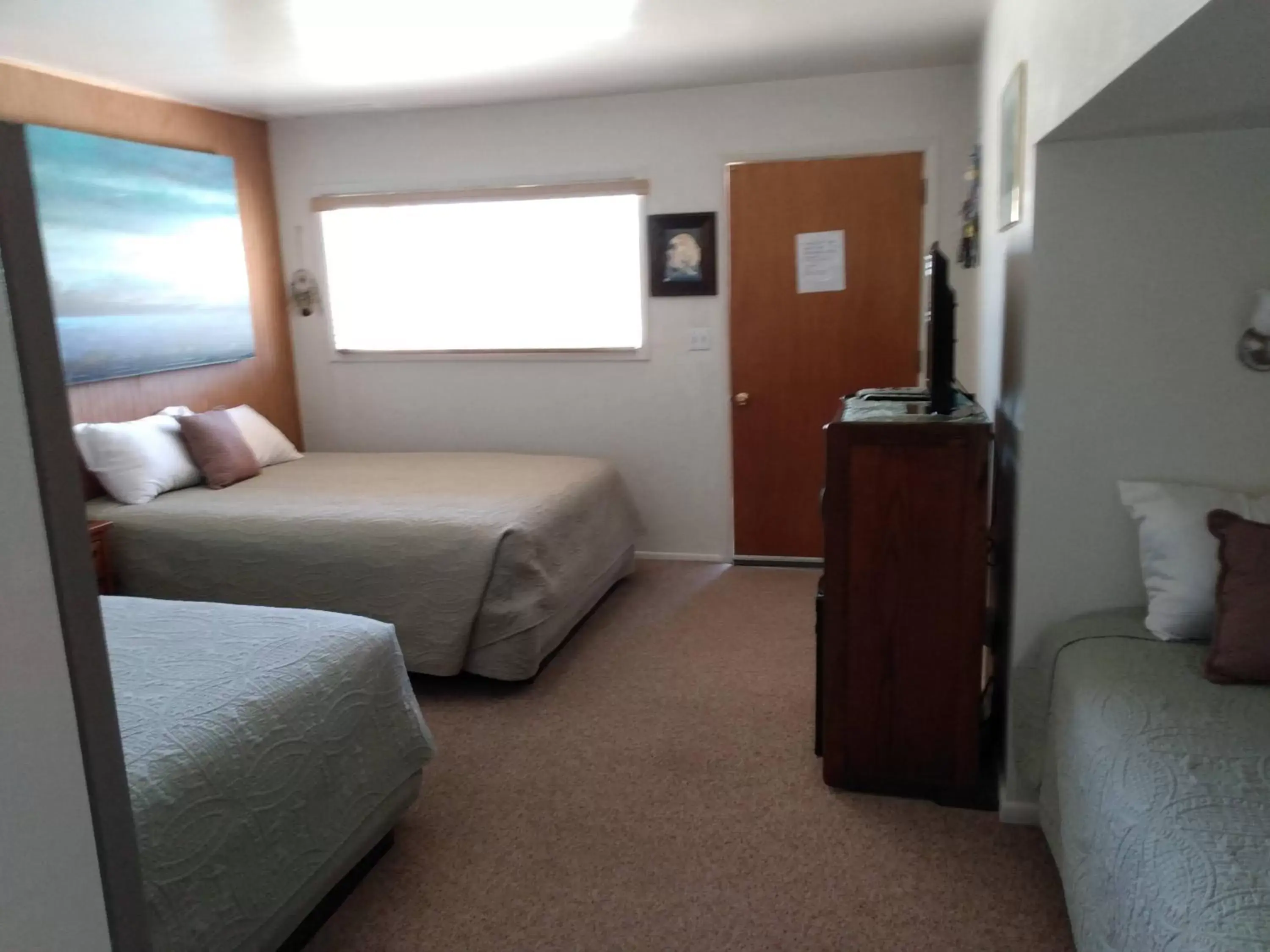 Bedroom, Bed in Mokee Motel