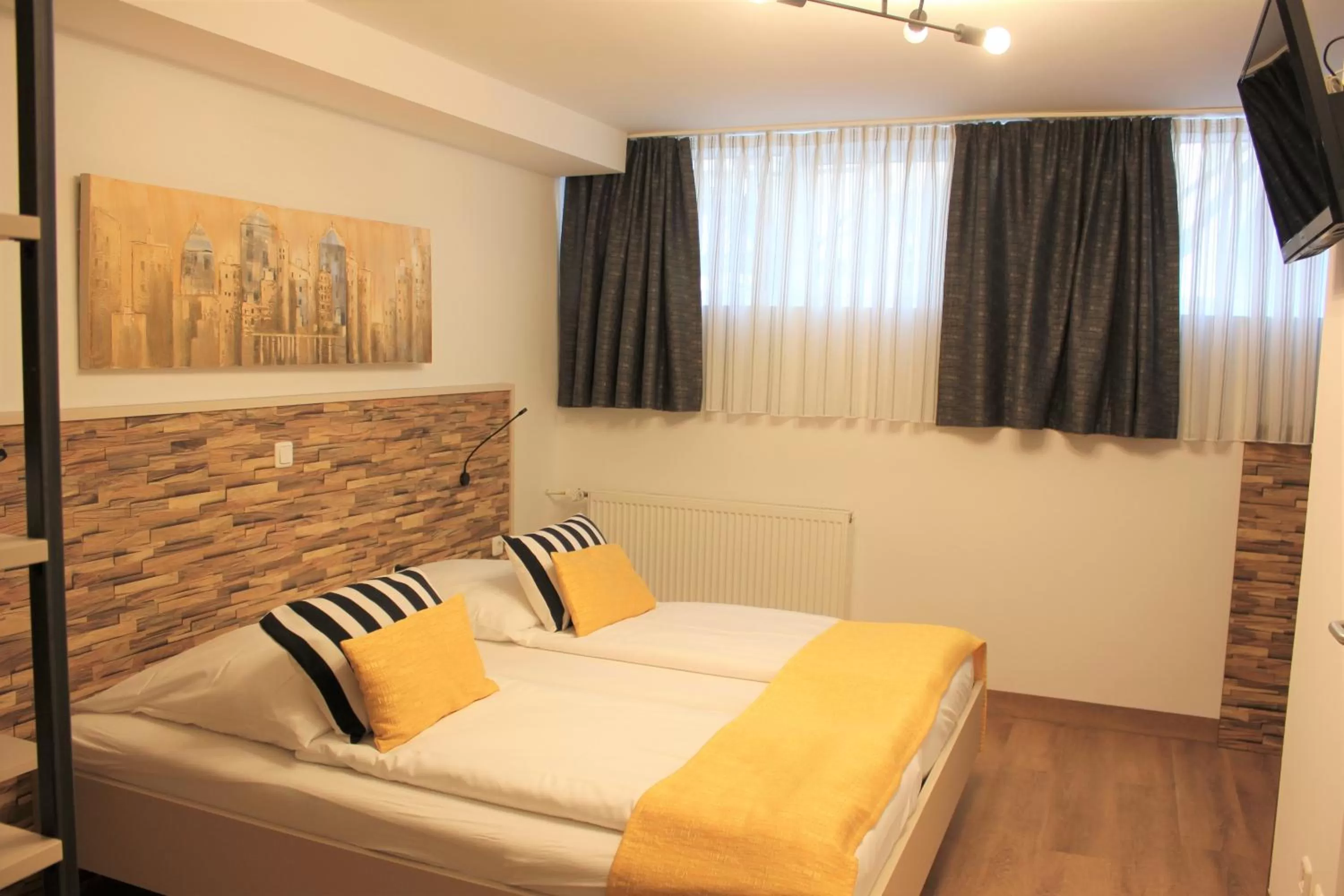 Photo of the whole room, Bed in Am Blumenhaus