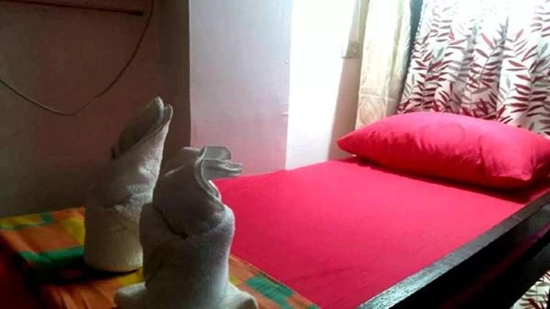 Bed in Gaea's Apartments