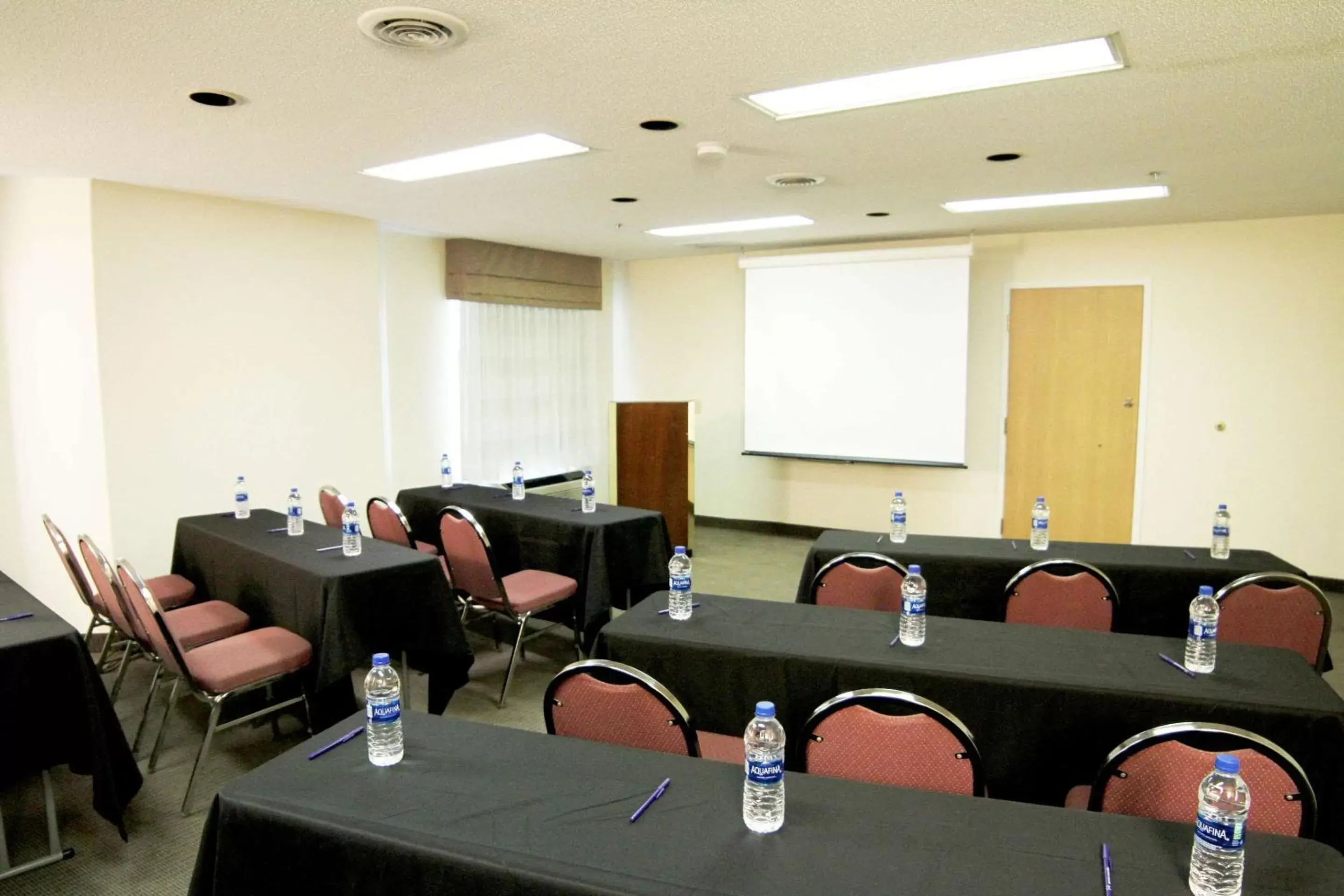 Meeting/conference room in Sleep Inn Sandusky