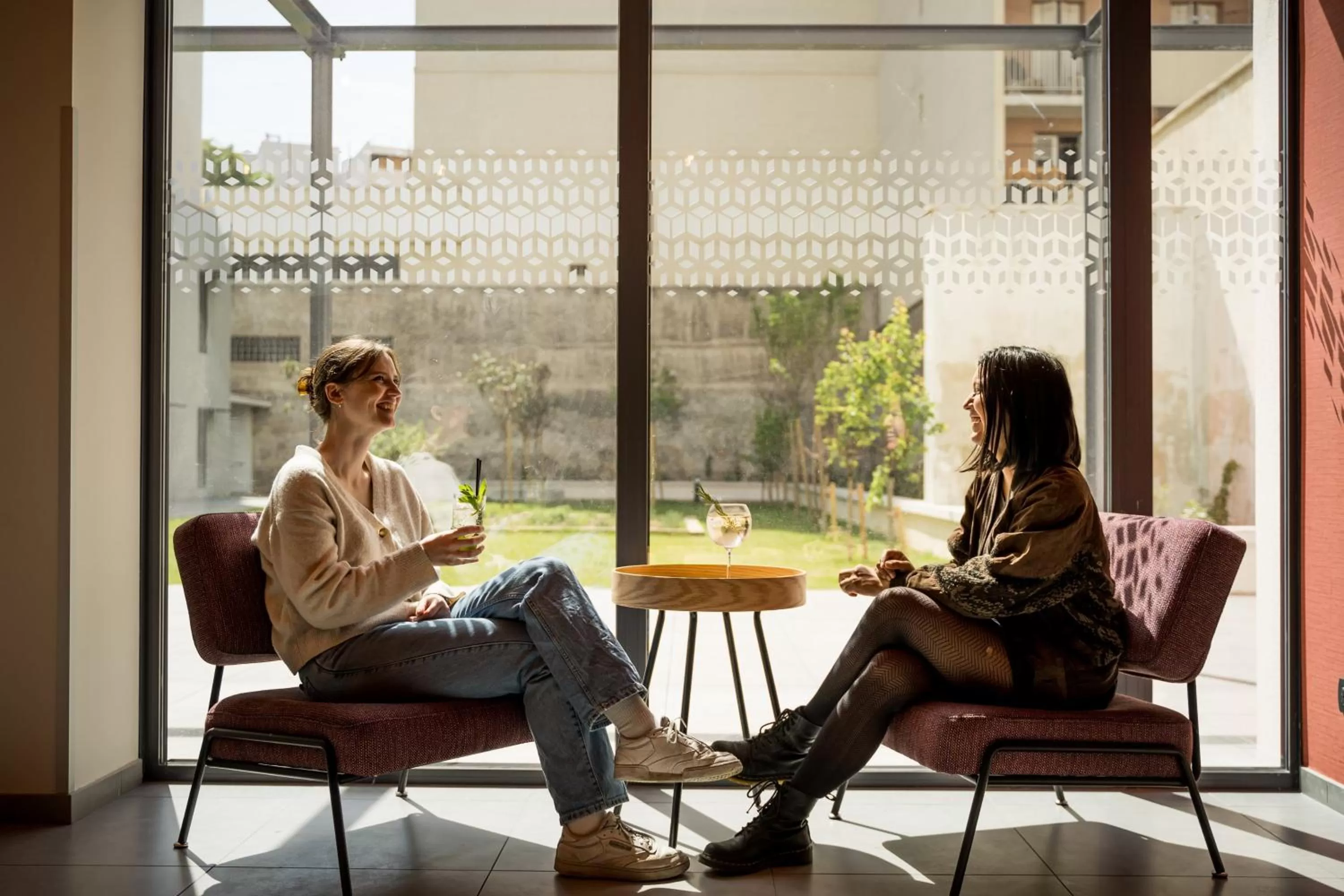 Lobby or reception in MEININGER Marseille Centre la Joliette