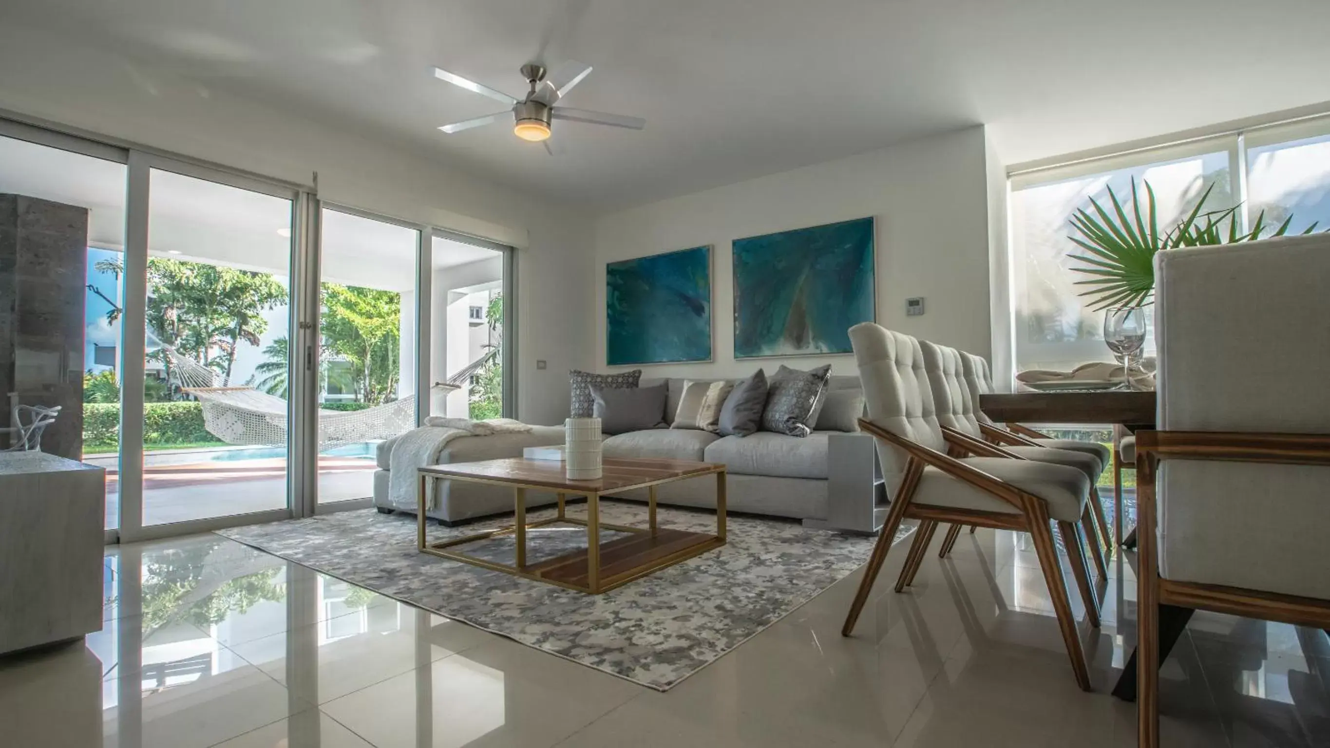 Seating Area in Mareazul Beach Front Condos At playa del Carmen