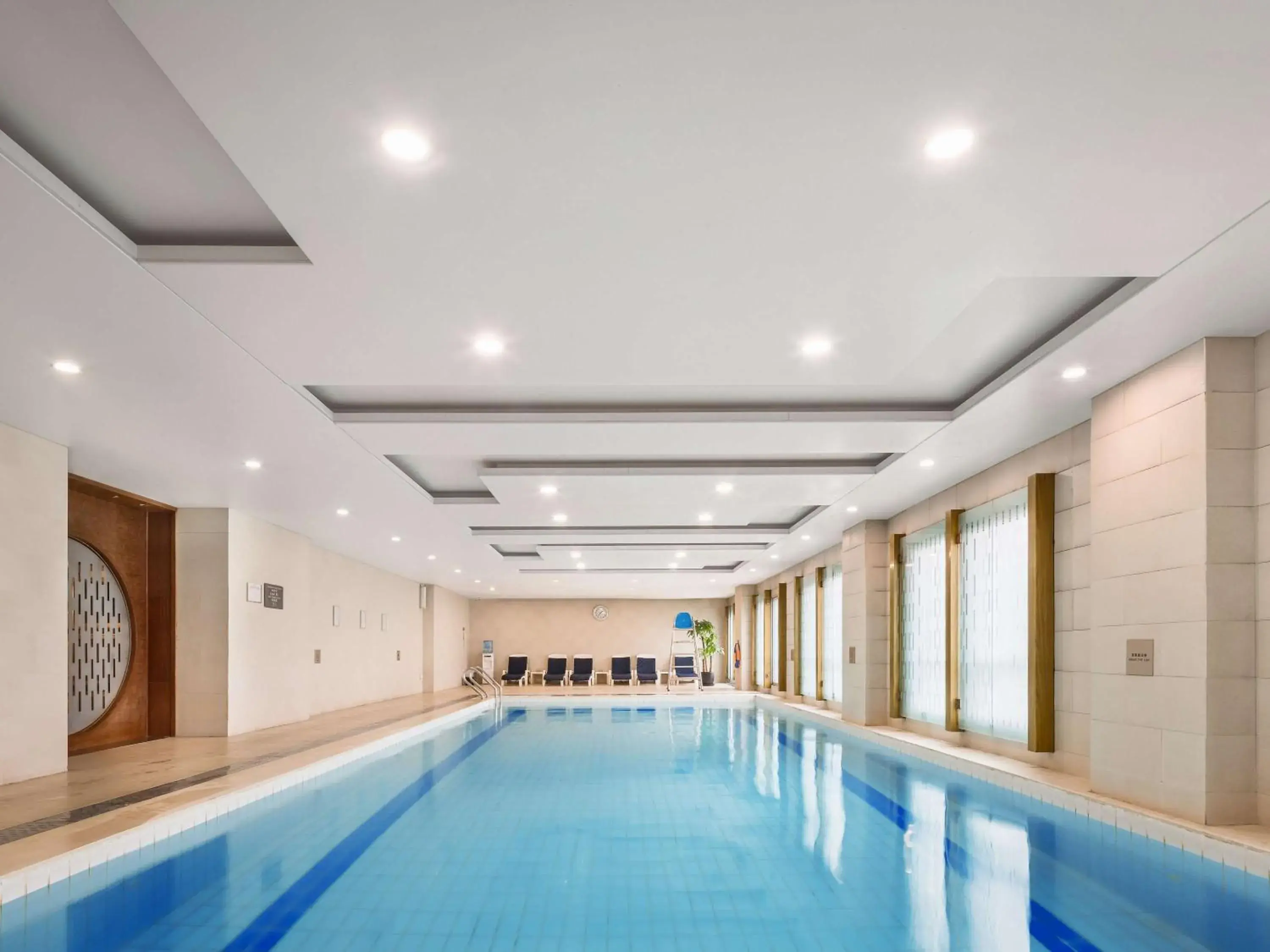 Pool view, Swimming Pool in Swissôtel Shenyang