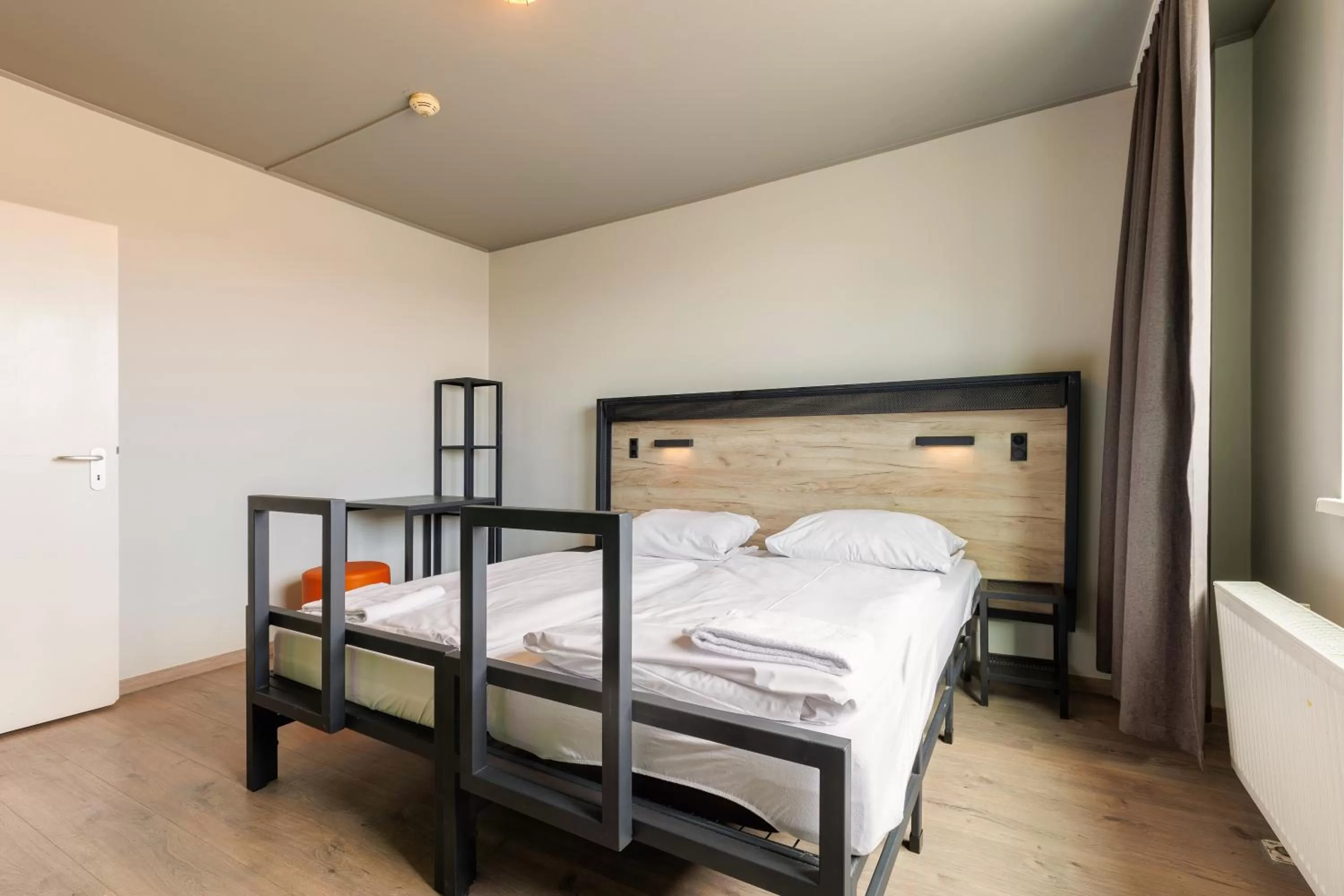 Bed in a&o München Hackerbrücke