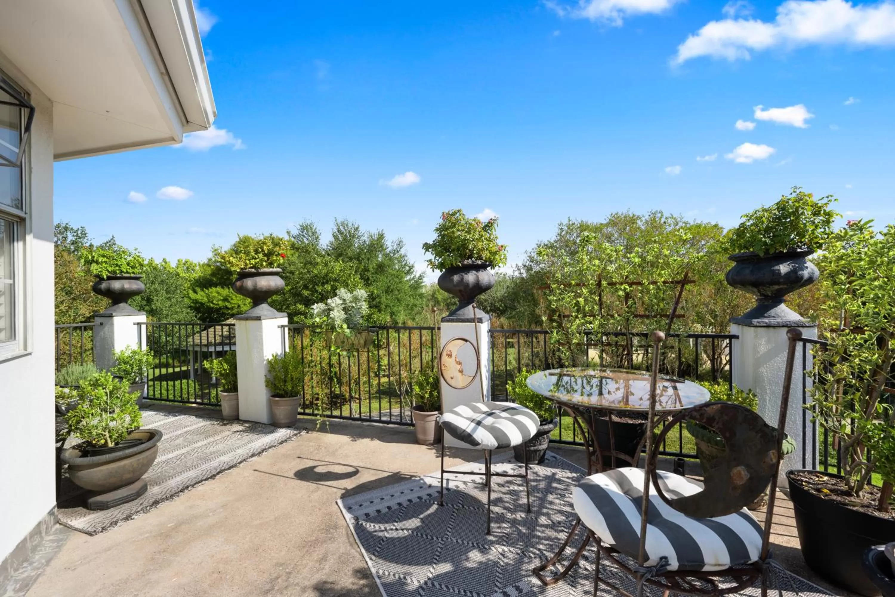 The Plantation House Boutique Inn