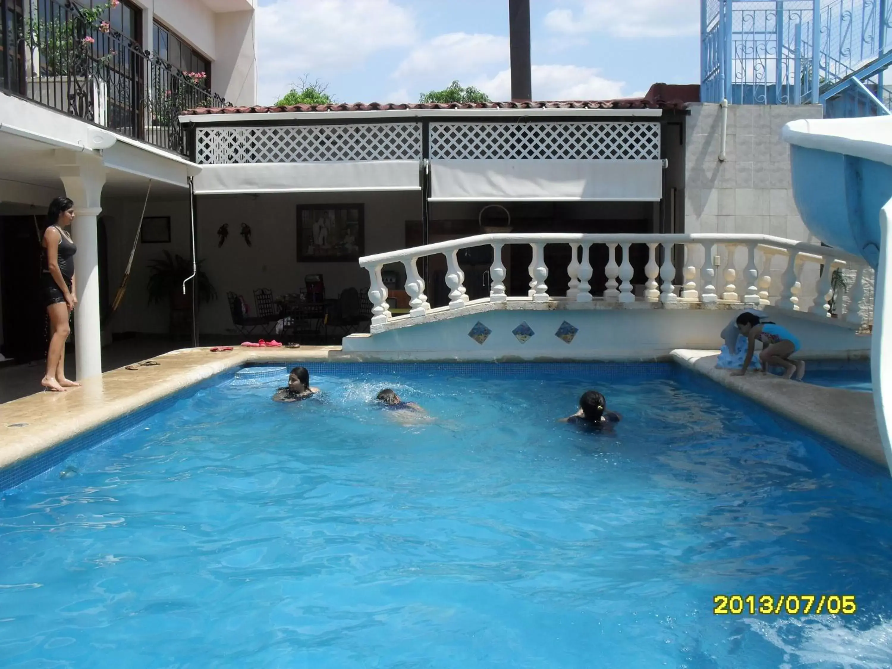 Swimming Pool in Mansion Serrano Hotel