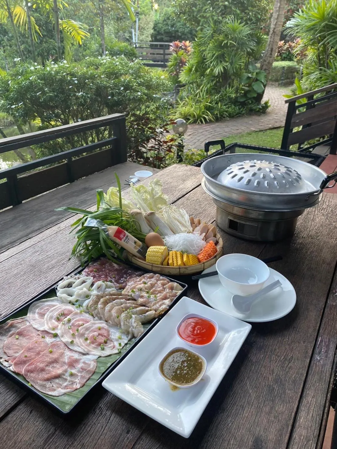 Restaurant/places to eat in Villa Panalai