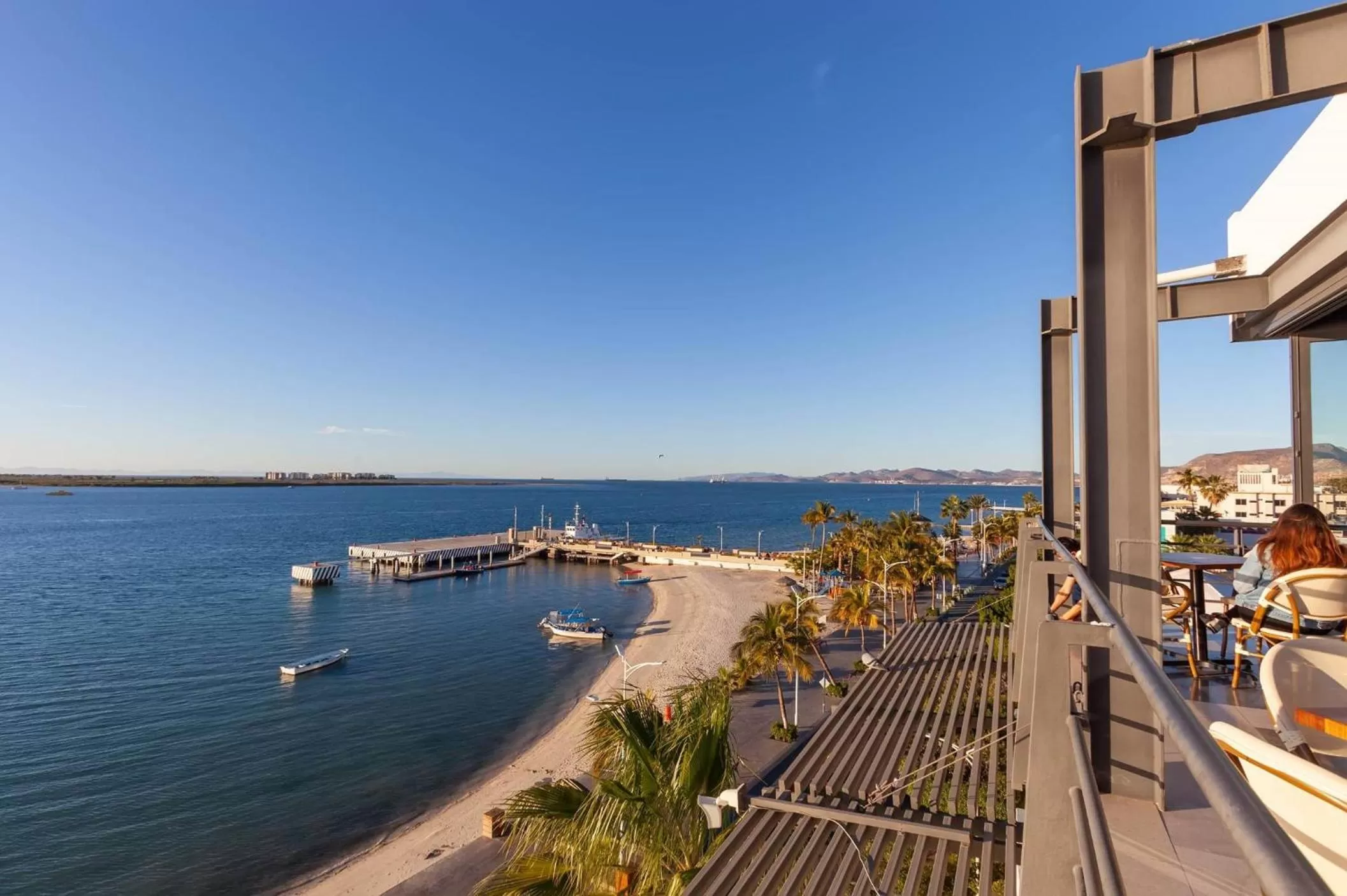 Restaurant/places to eat in Seven Crown La Paz Malecon