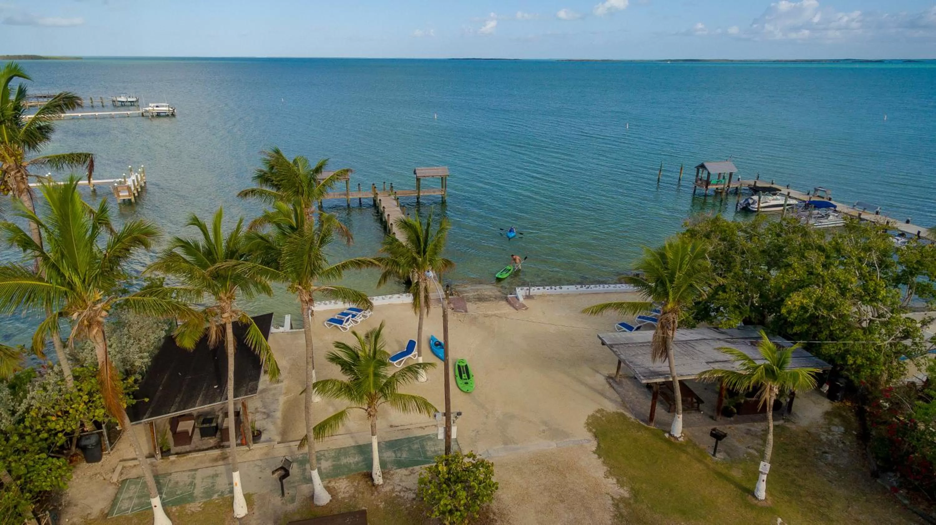 Beach in Drift Hotel