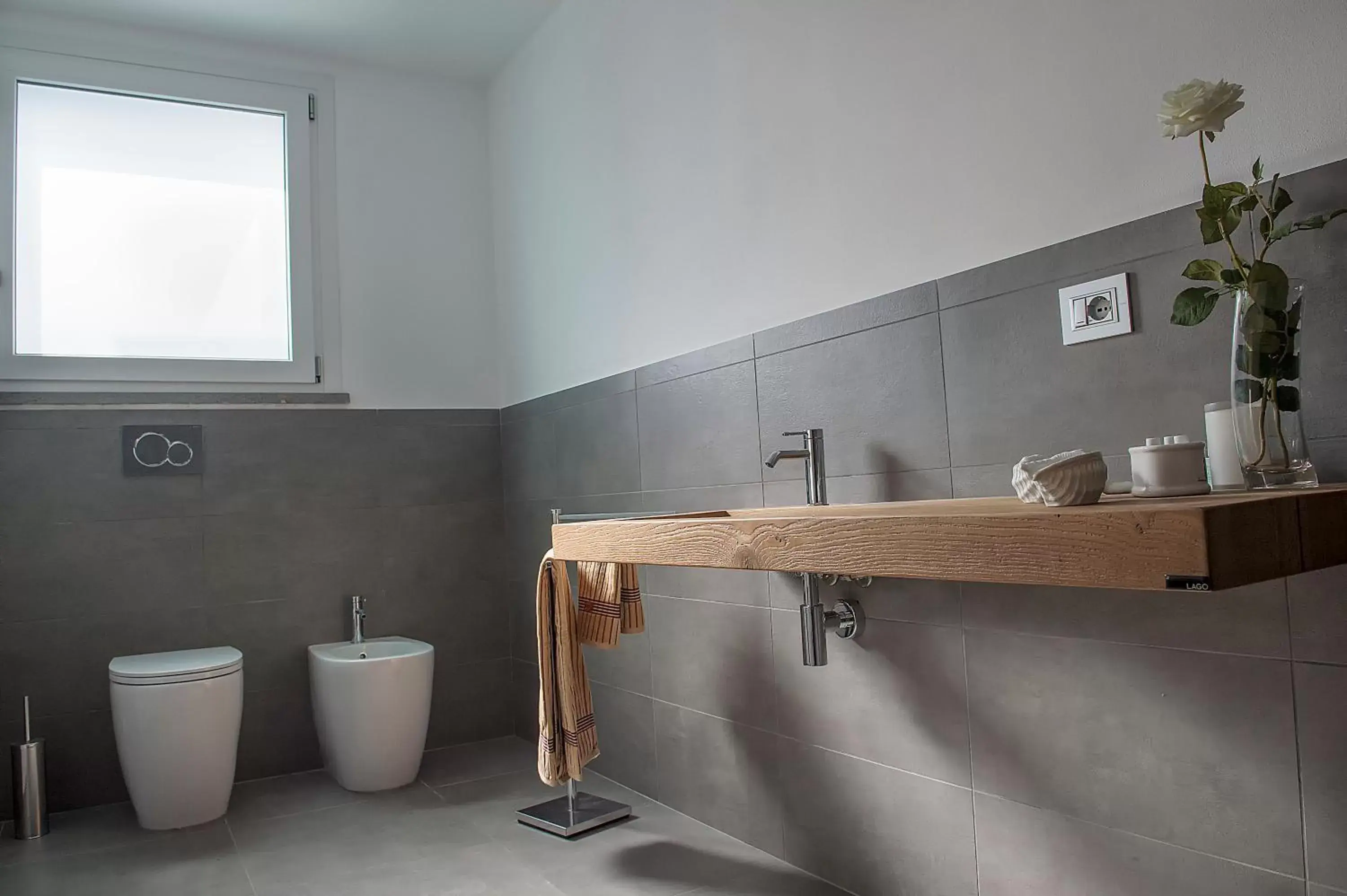 Bathroom in nautilus b&b suite design