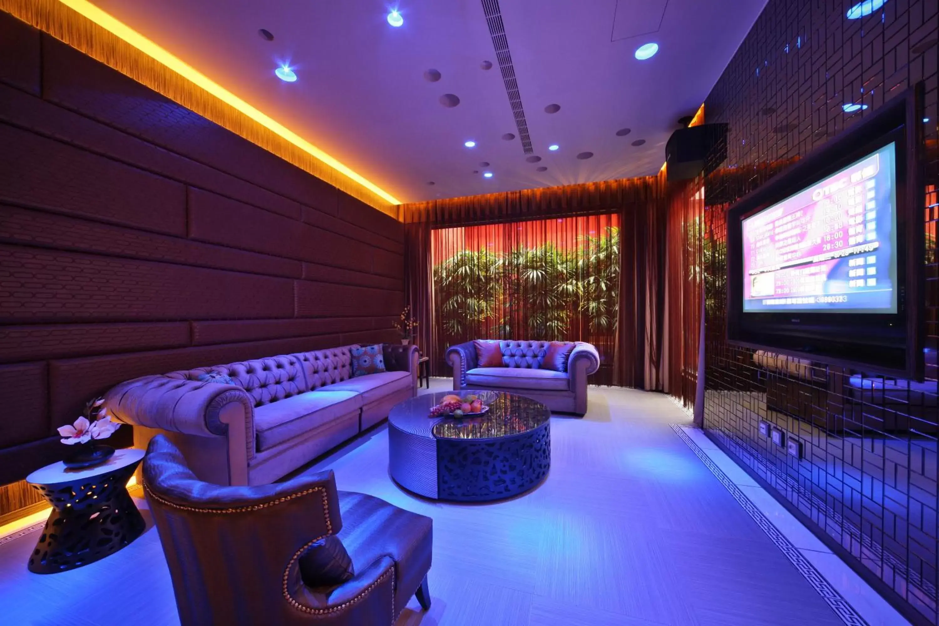 Living room, Lounge/Bar in Han Guan Motel