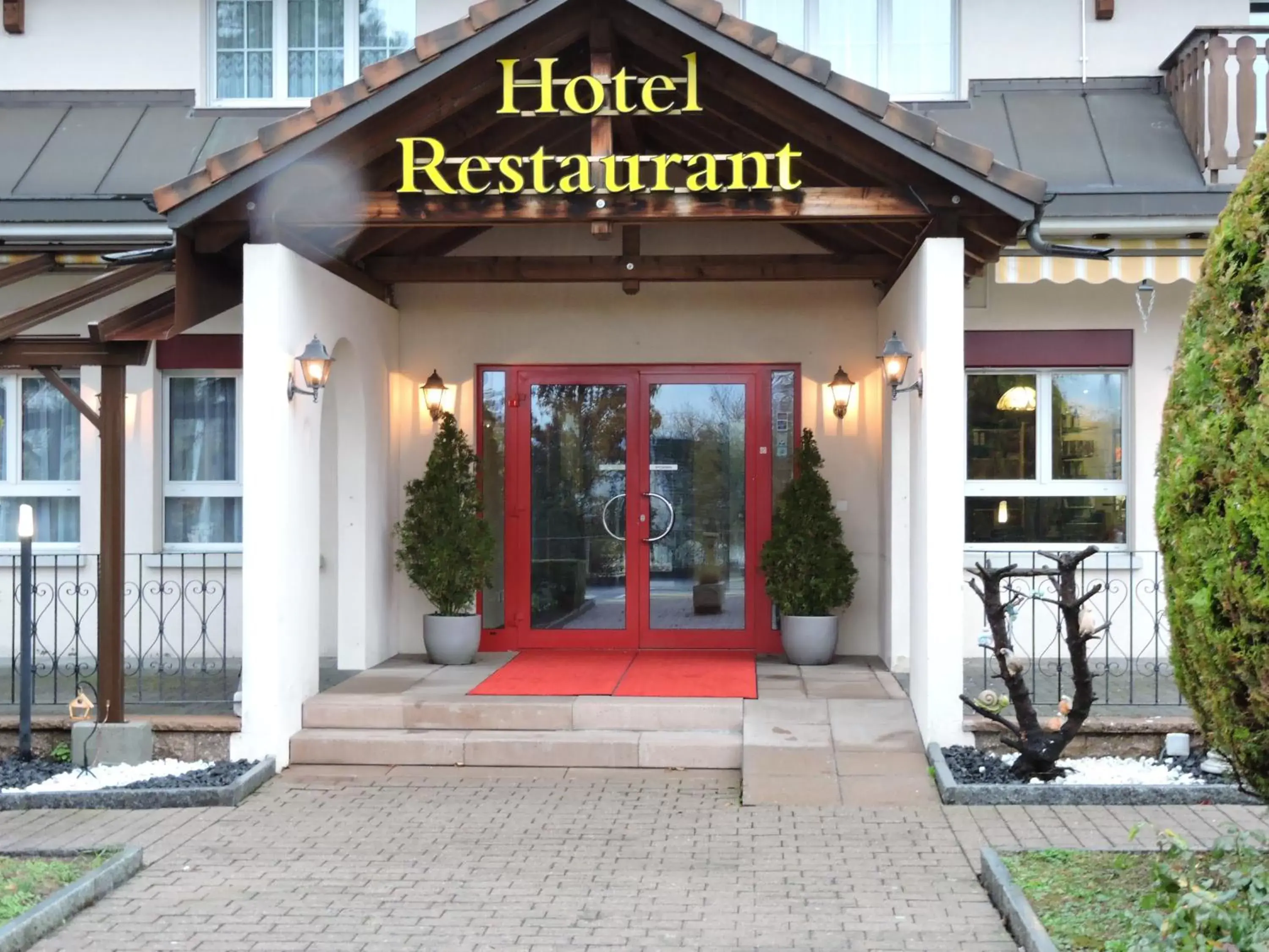 Facade/entrance in Hotel Schoenau