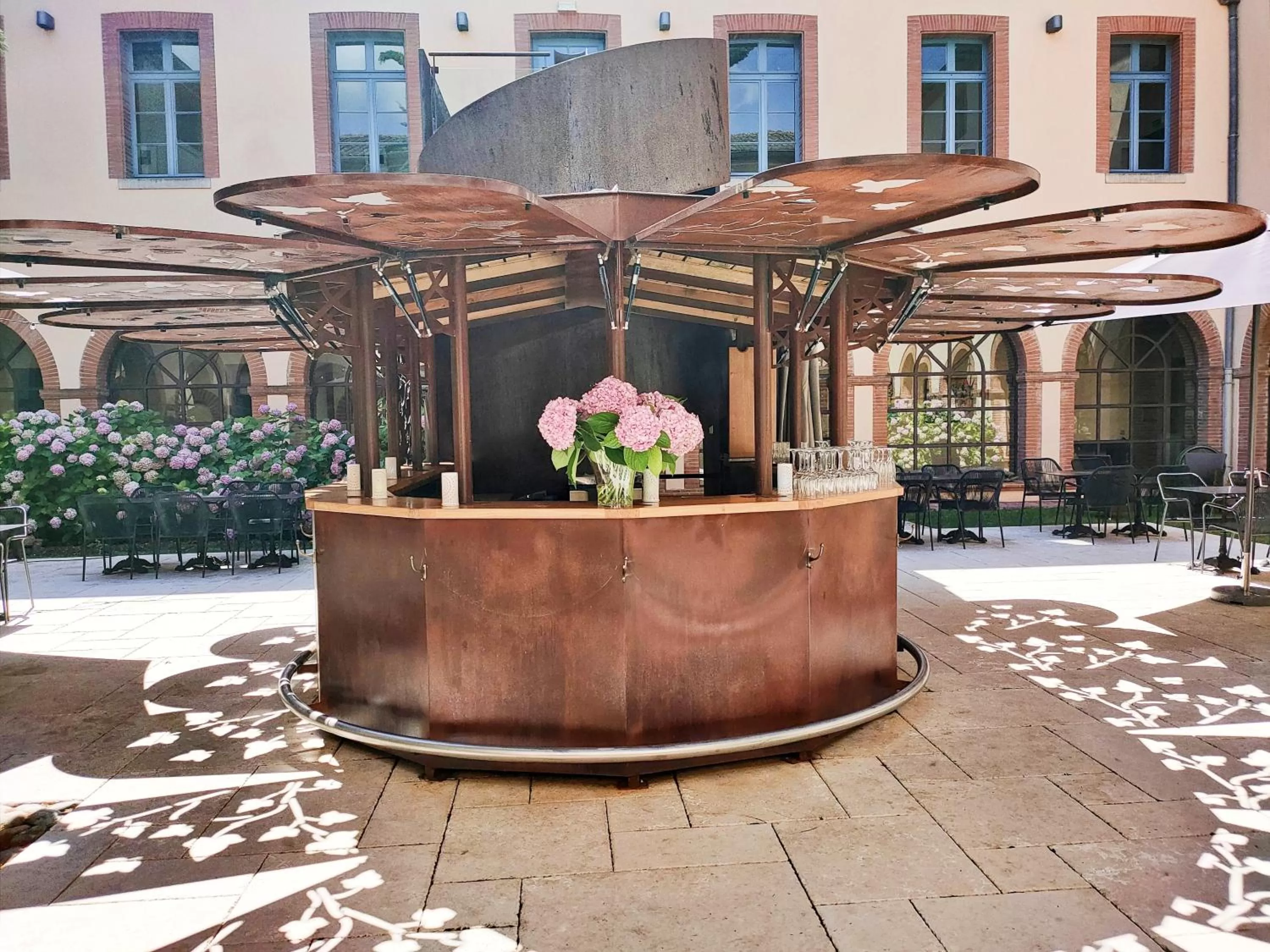 Patio in Abbaye des Capucins Spa & Resort