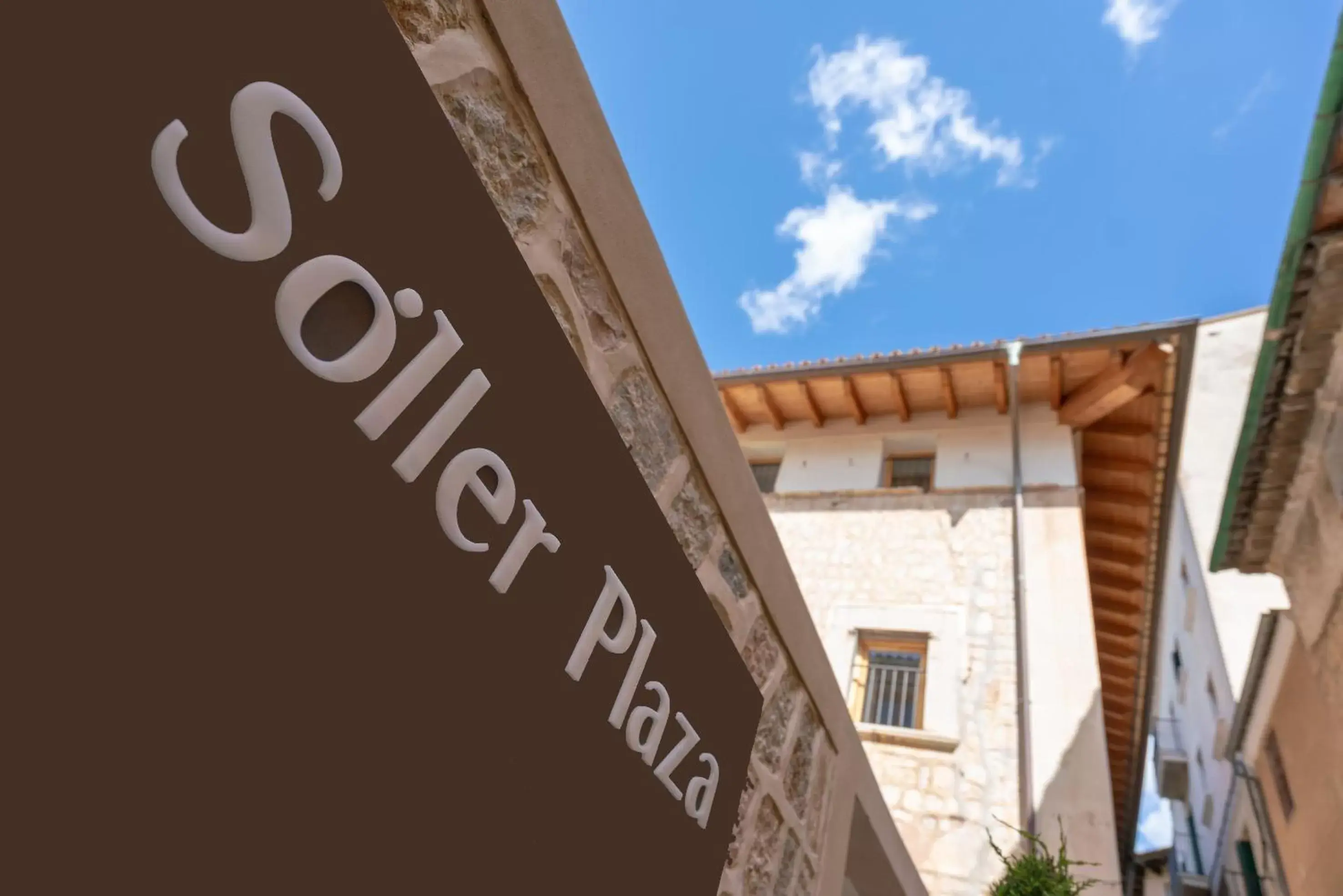 Property building, Property Logo/Sign in Soller Plaza