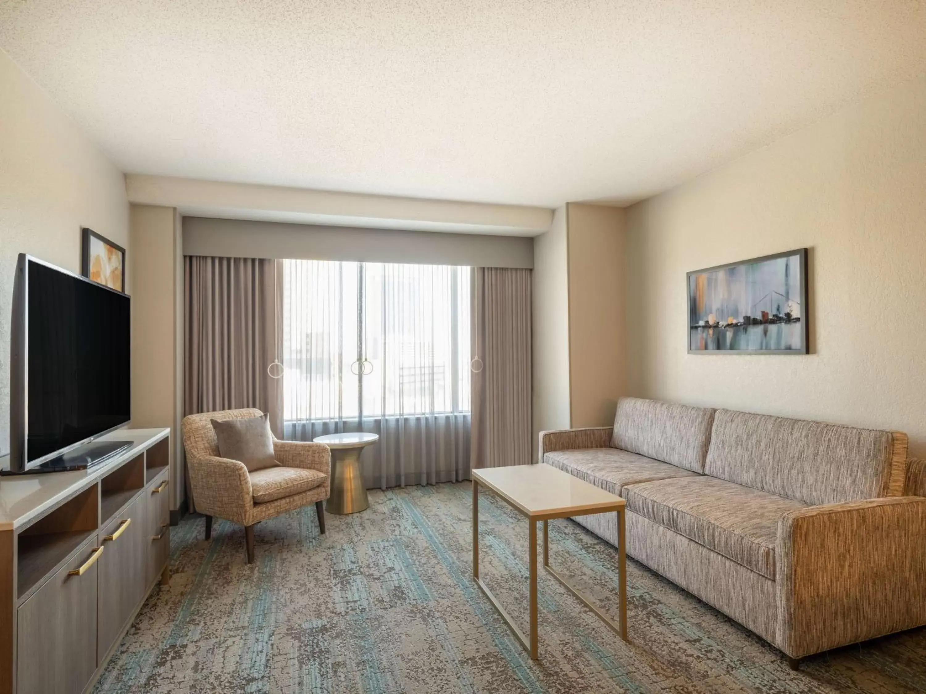 Living room, Seating Area in Homewood Suites By Hilton Toledo Downtown