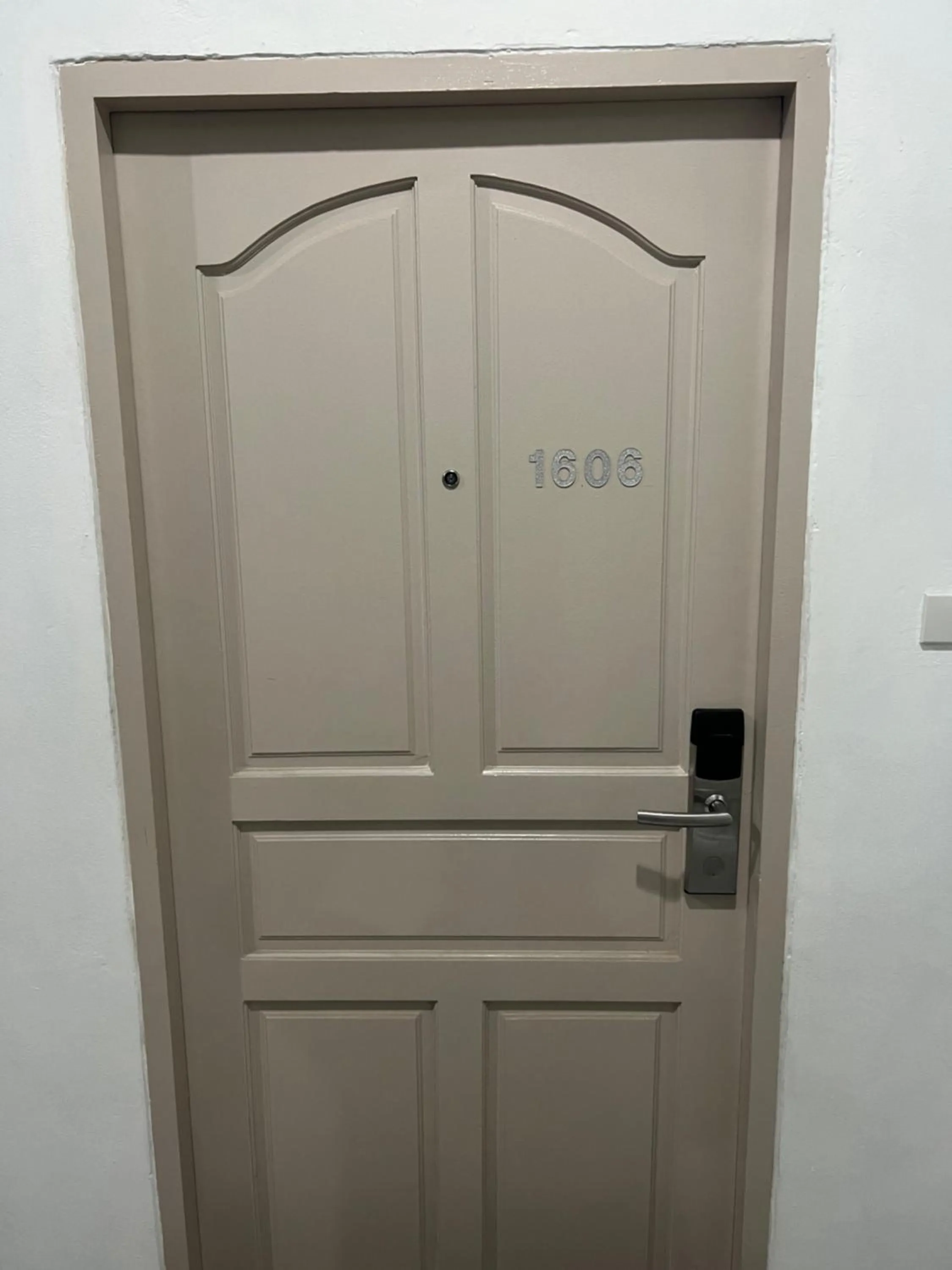 Facade/entrance in Mall Suites Hotel