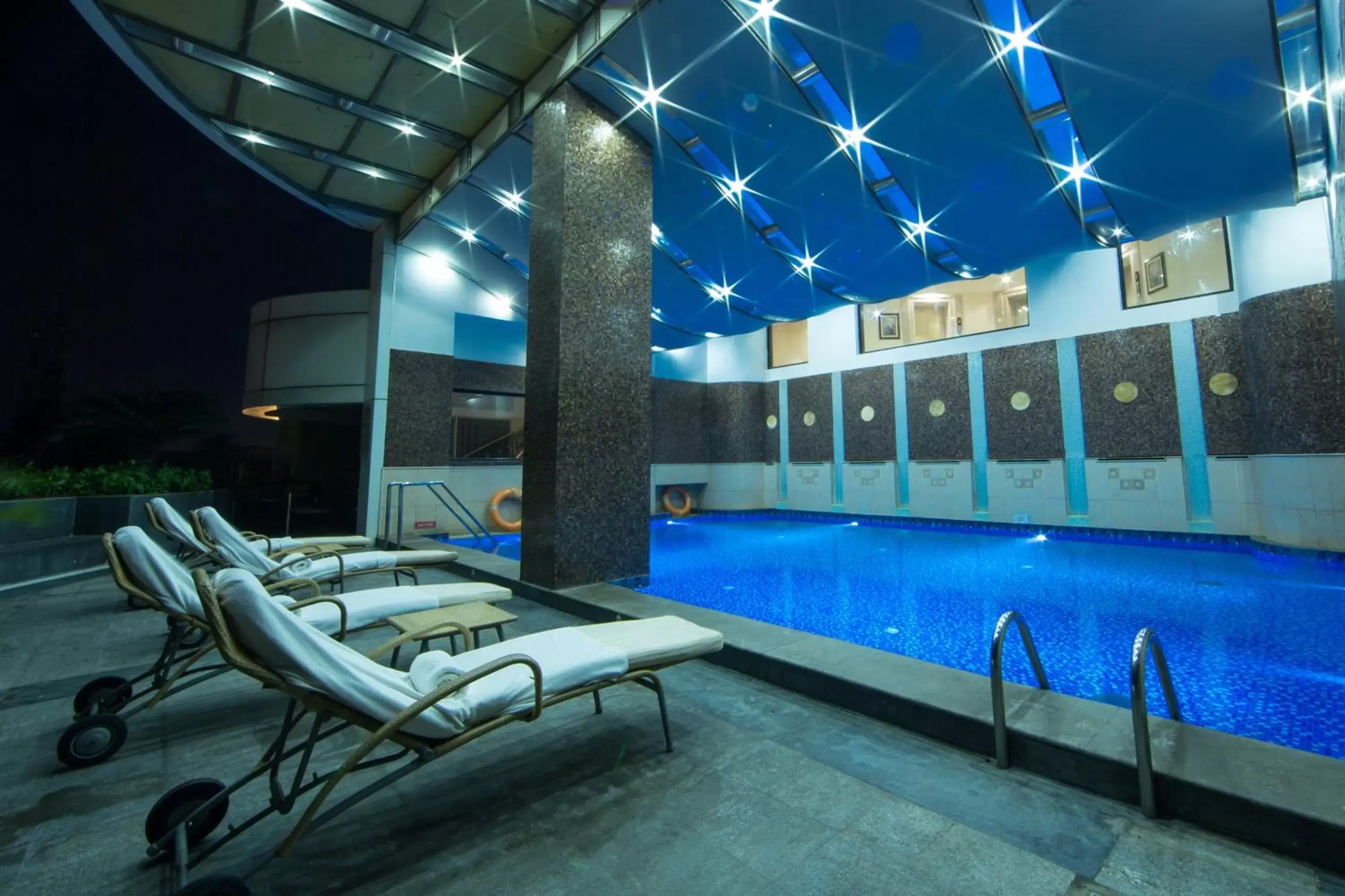 Swimming pool in The Accord Metropolitan Swimming pool in The Accord Metropolitan