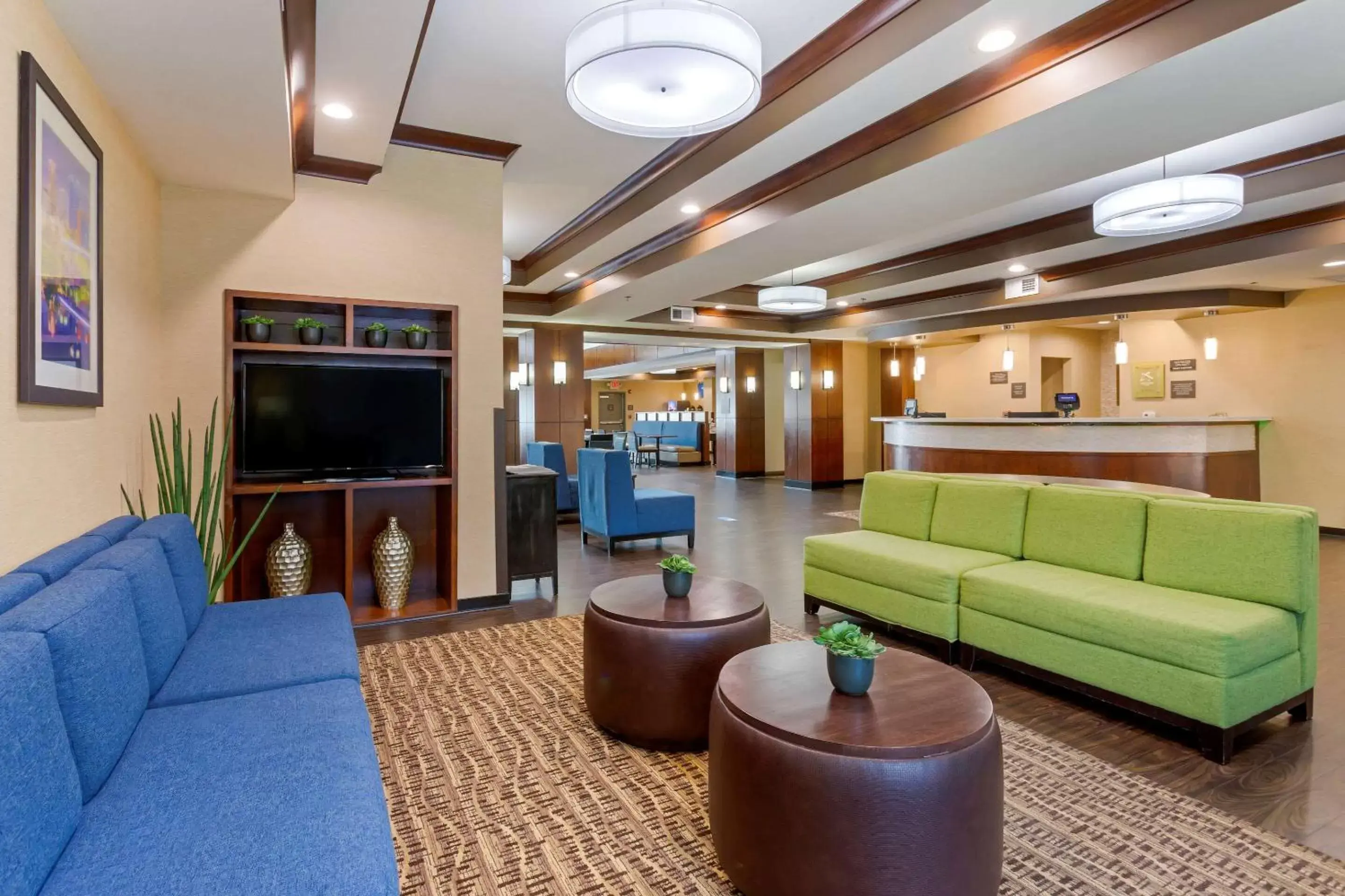 Lobby or reception, Seating Area in Comfort Suites Little Rock
