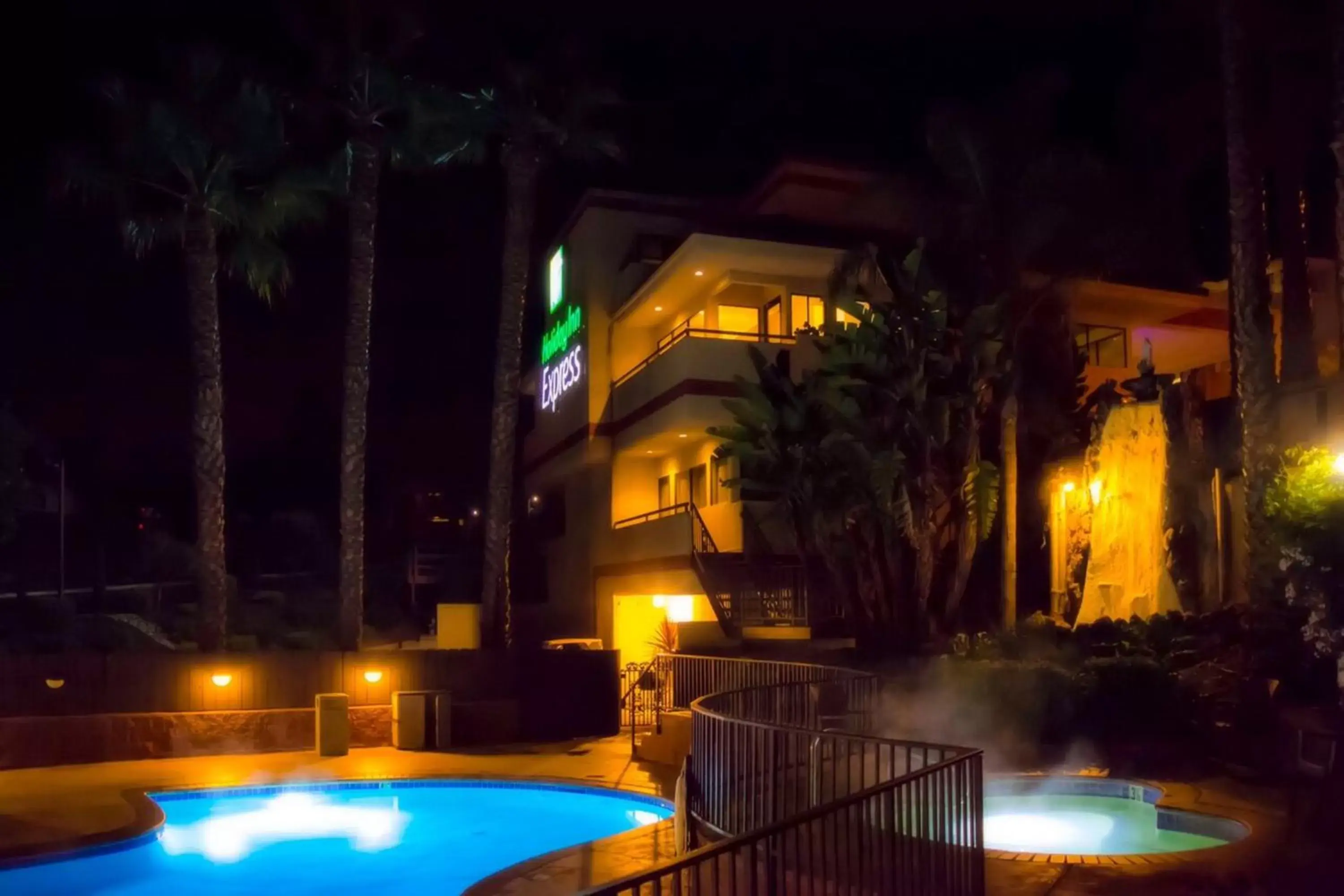 Swimming Pool in Holiday Inn Express Grover Beach-Pismo Beach Area, an IHG Hotel