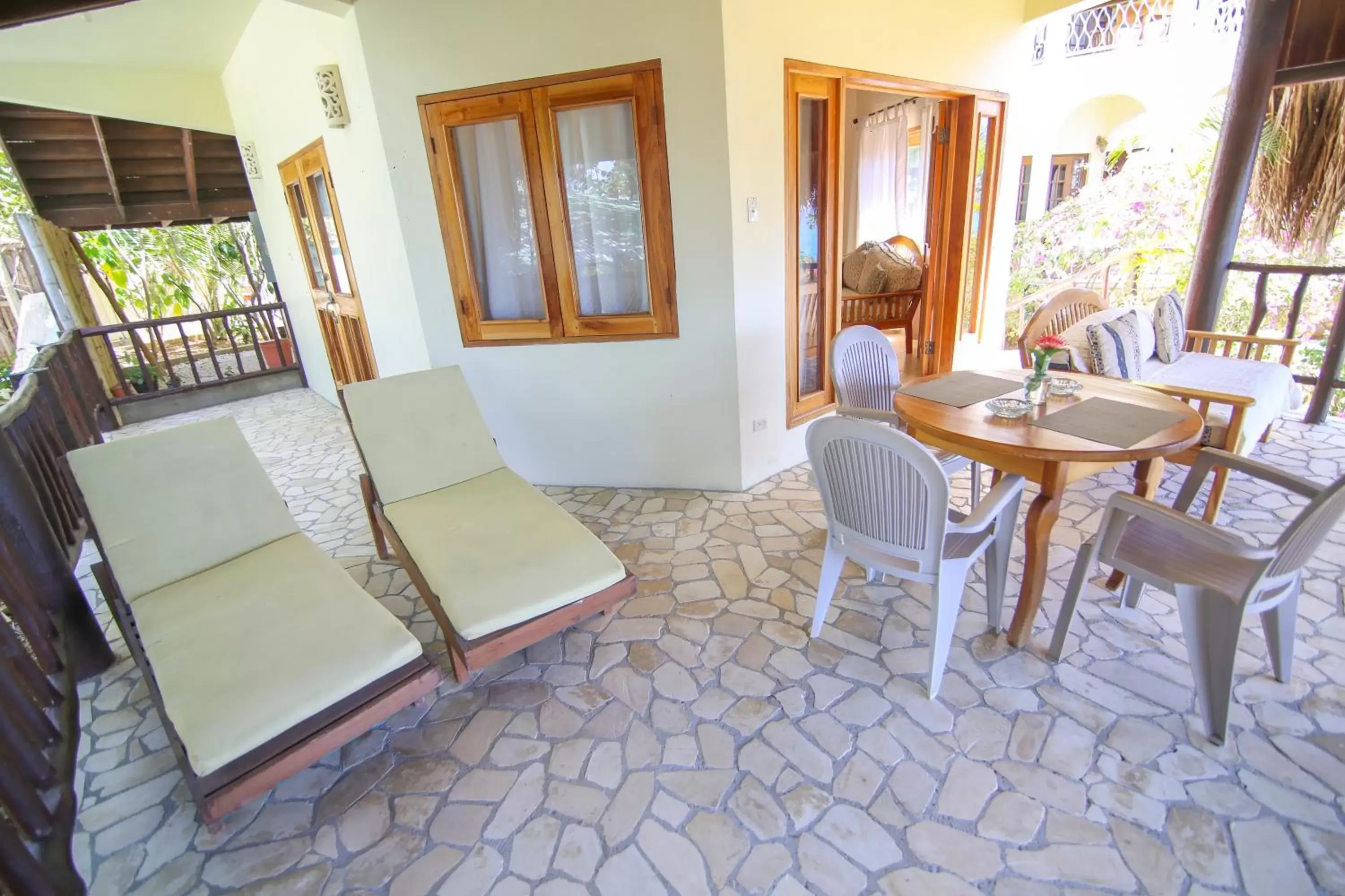 Coral Suite in Catcha Falling Star Coral Suite in Catcha Falling Star