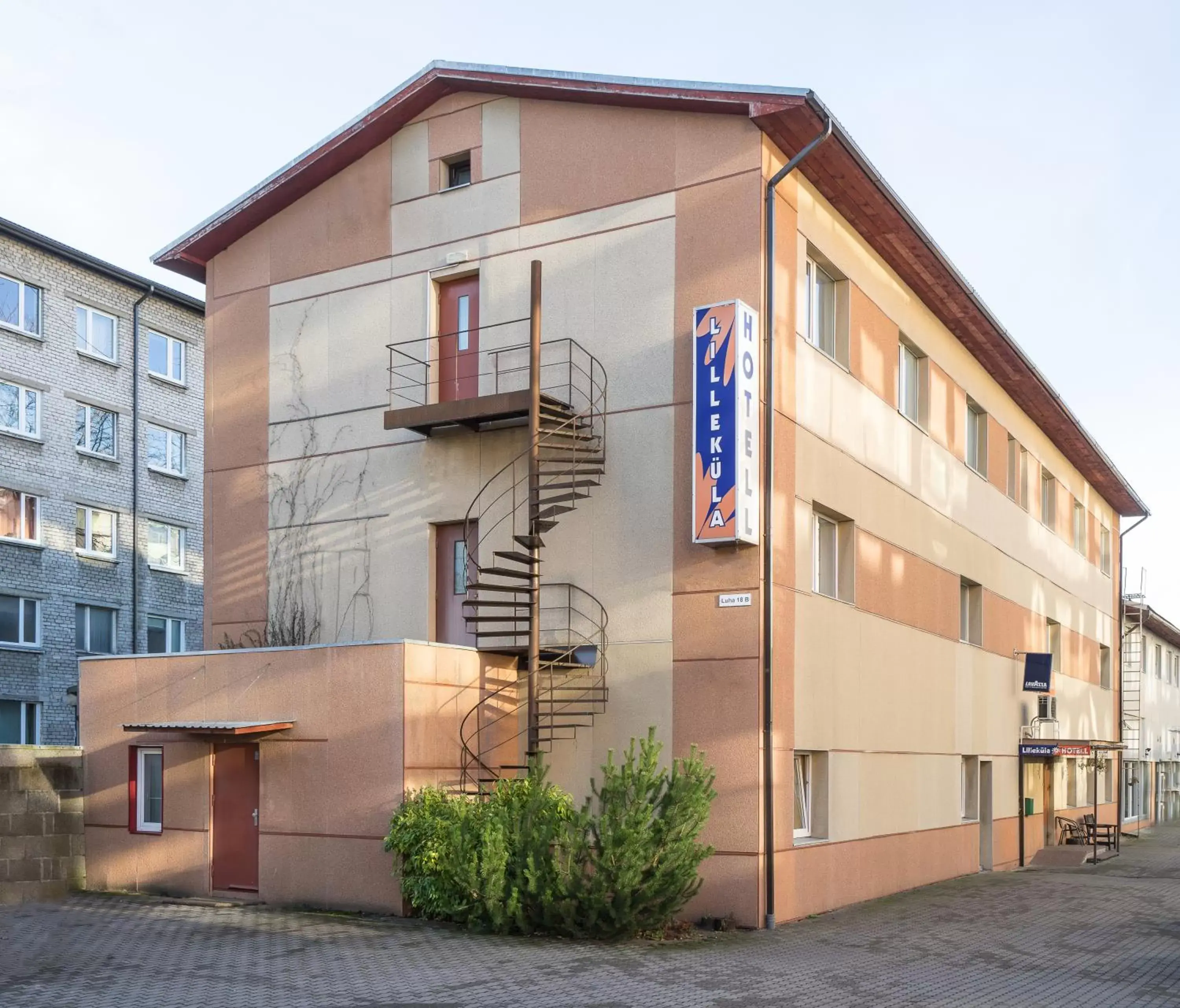 Facade/entrance, Property Building in Lilleküla Hotel