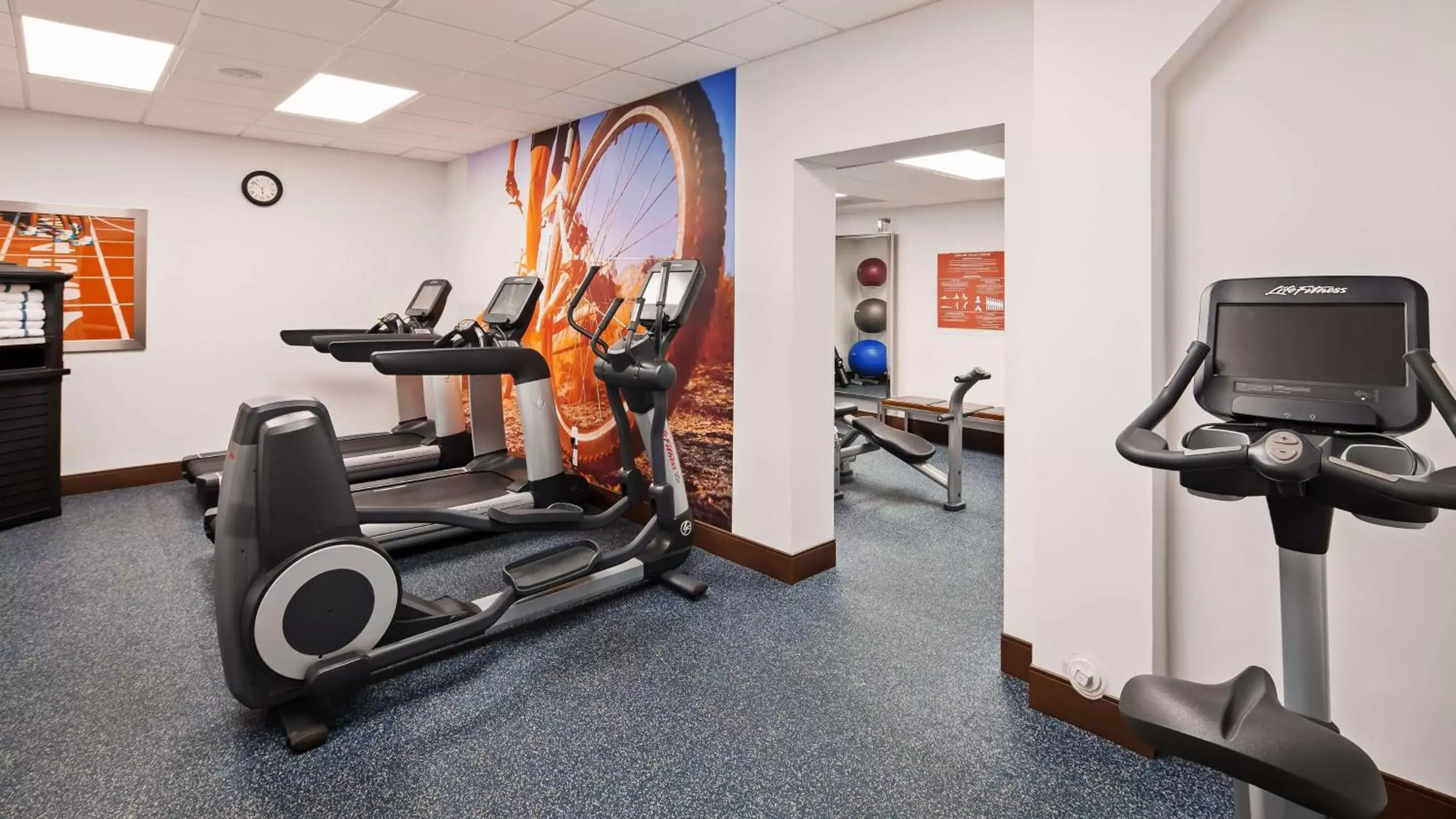 Fitness centre/facilities, Fitness Center/Facilities in Best Western Premier Kansas City Sports Complex Hotel