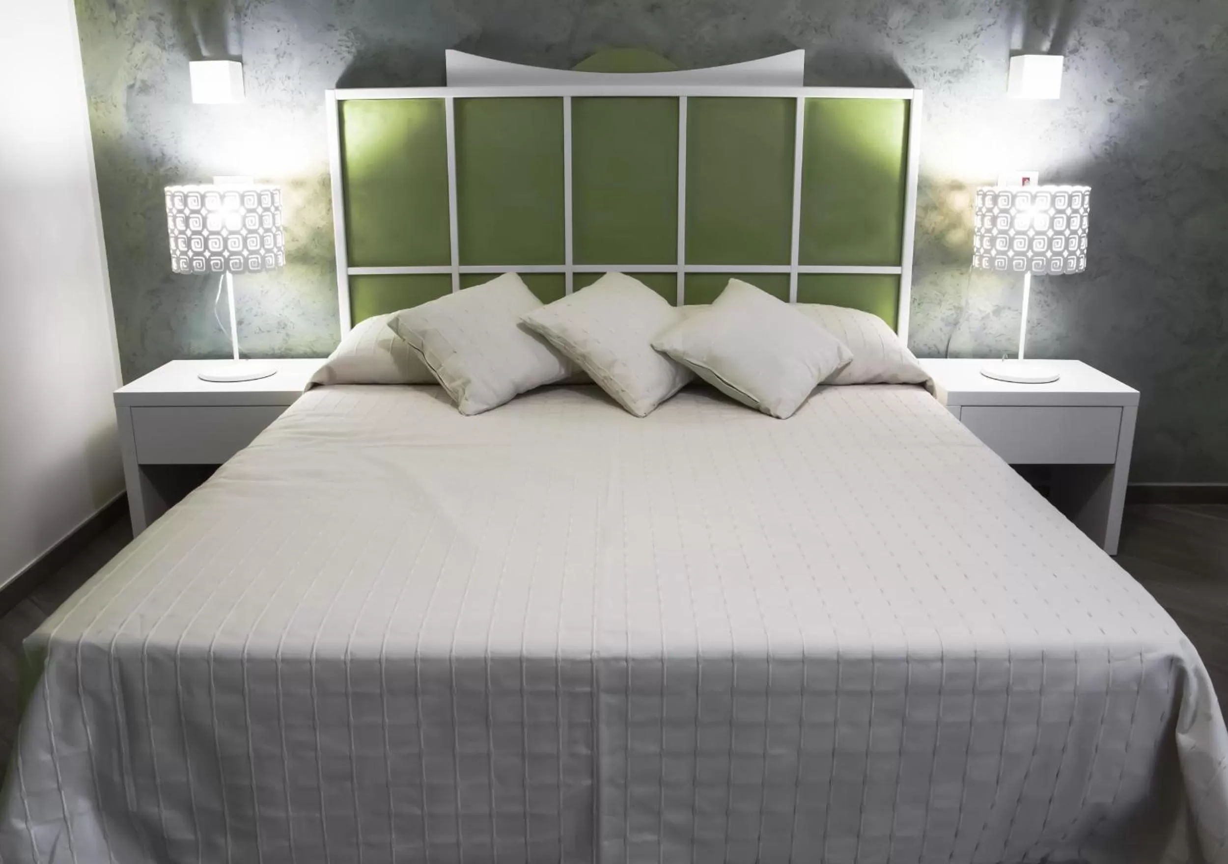 TV and multimedia, Bed in B&B Ghalà