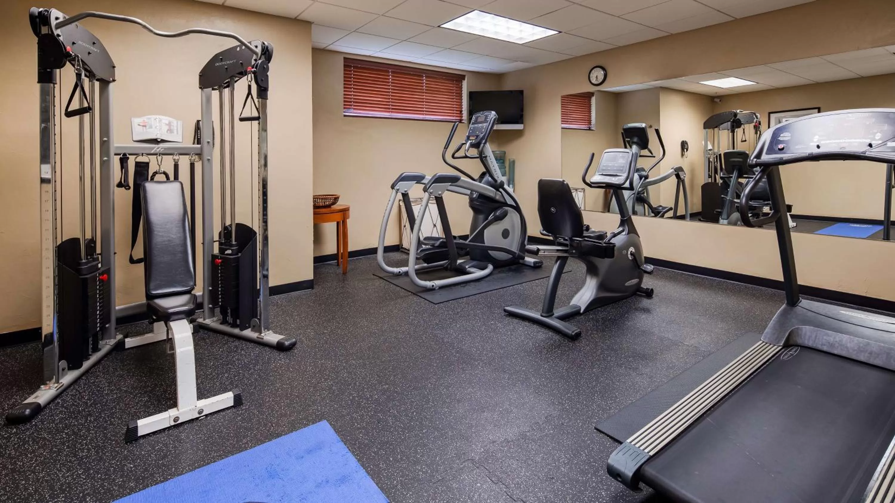 Fitness centre/facilities in Best Western PLUS Hannaford Inn & Suites