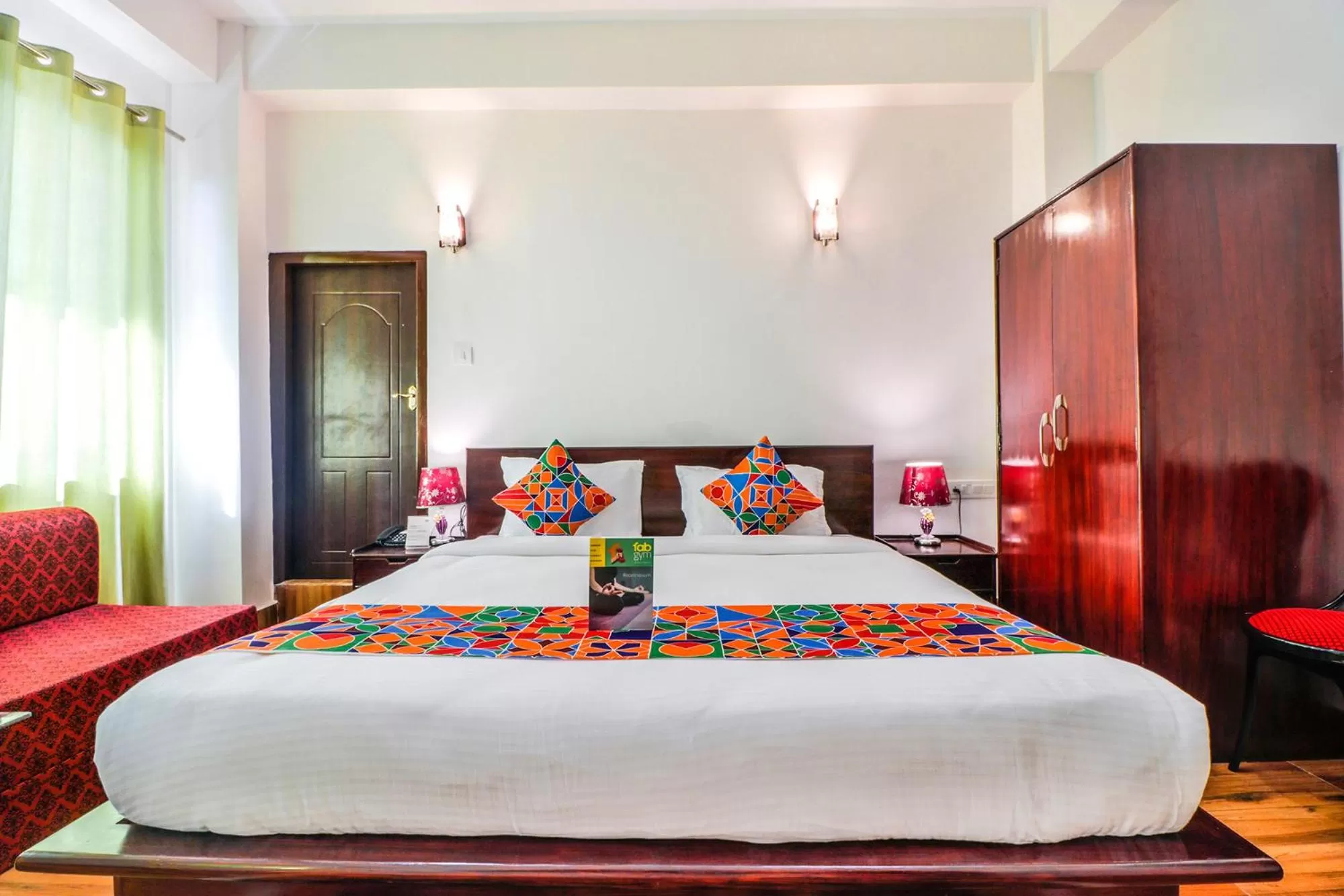 Bedroom, Bed in FabHotel Greenery View Middle Lingding ICAR Road
