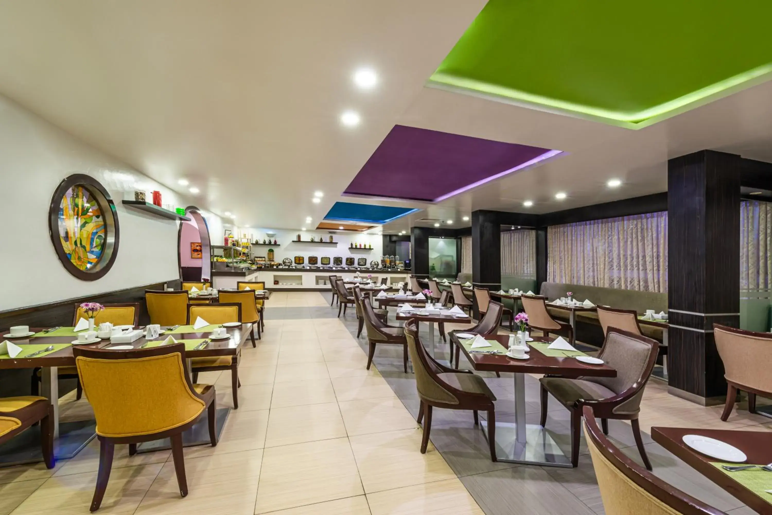 Restaurant/Places to Eat in Golden Tulip Qasr Al Nasiriah
