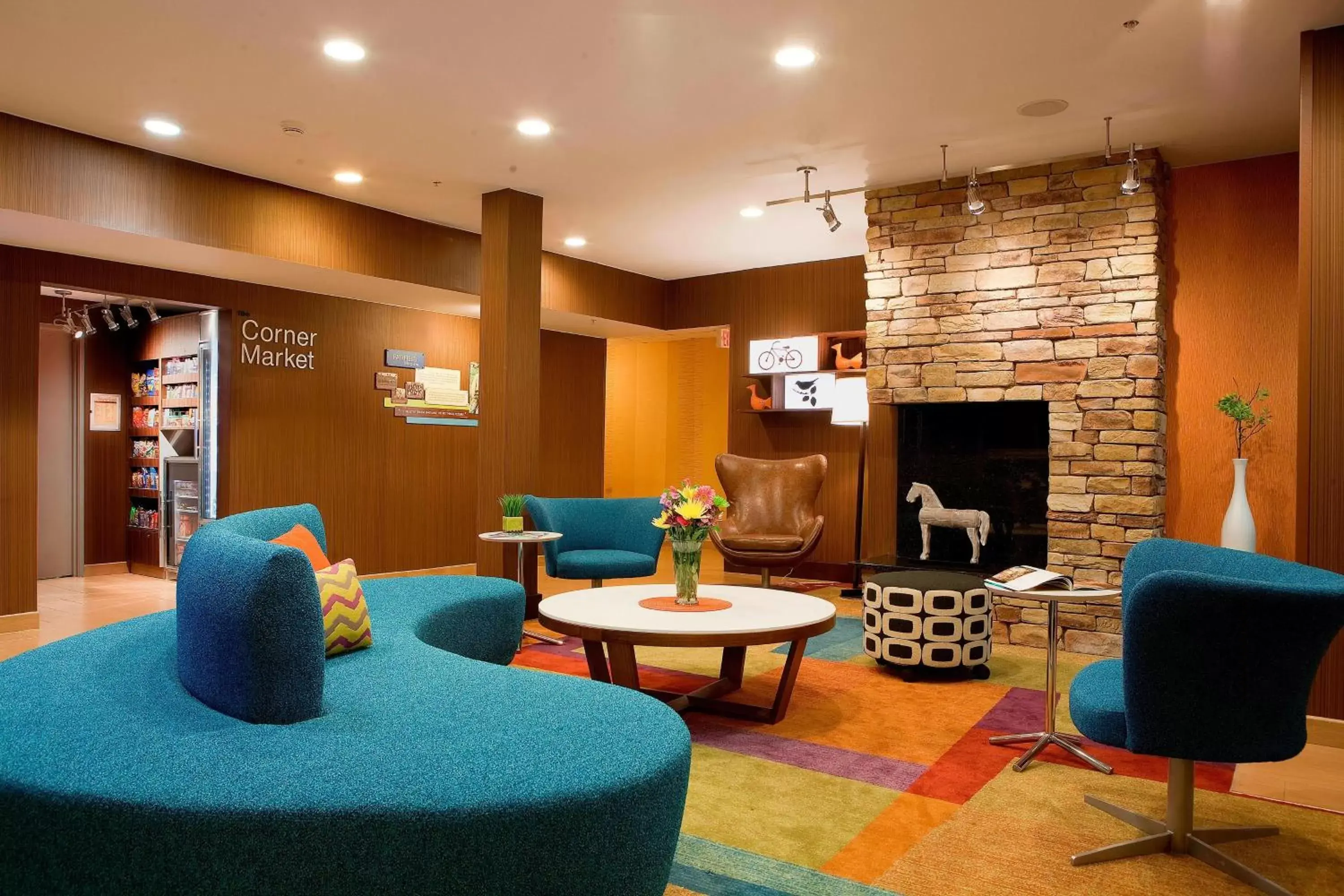 Lobby or reception in Fairfield Inn and Suites by Marriott Cincinnati Eastgate