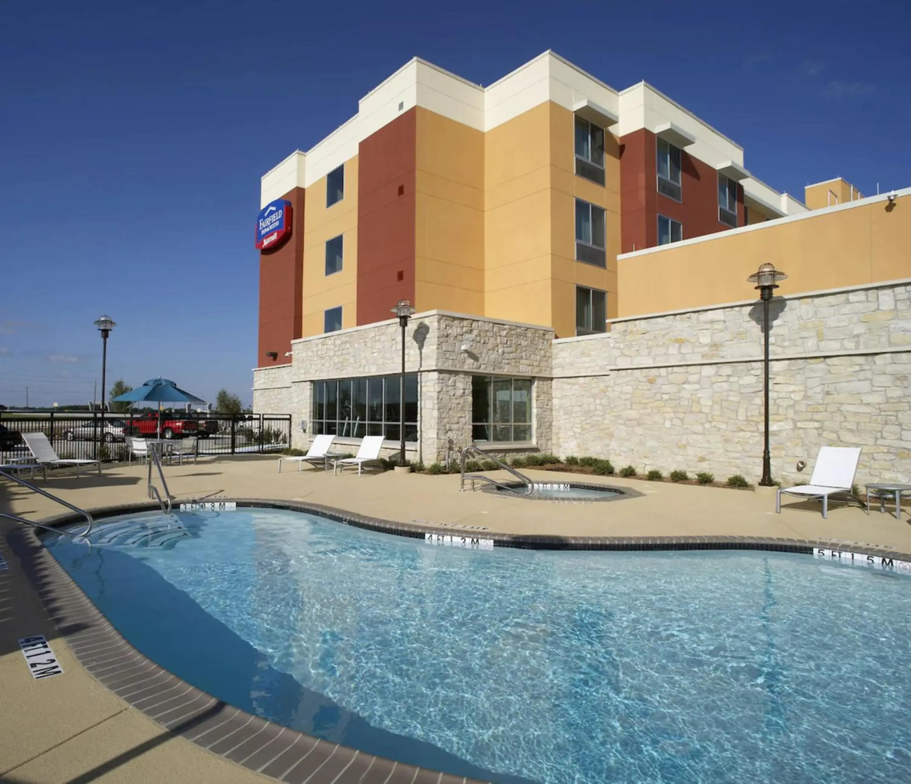 , Property Building in Fairfield Inn & Suites by Marriott Dallas Plano The Colony