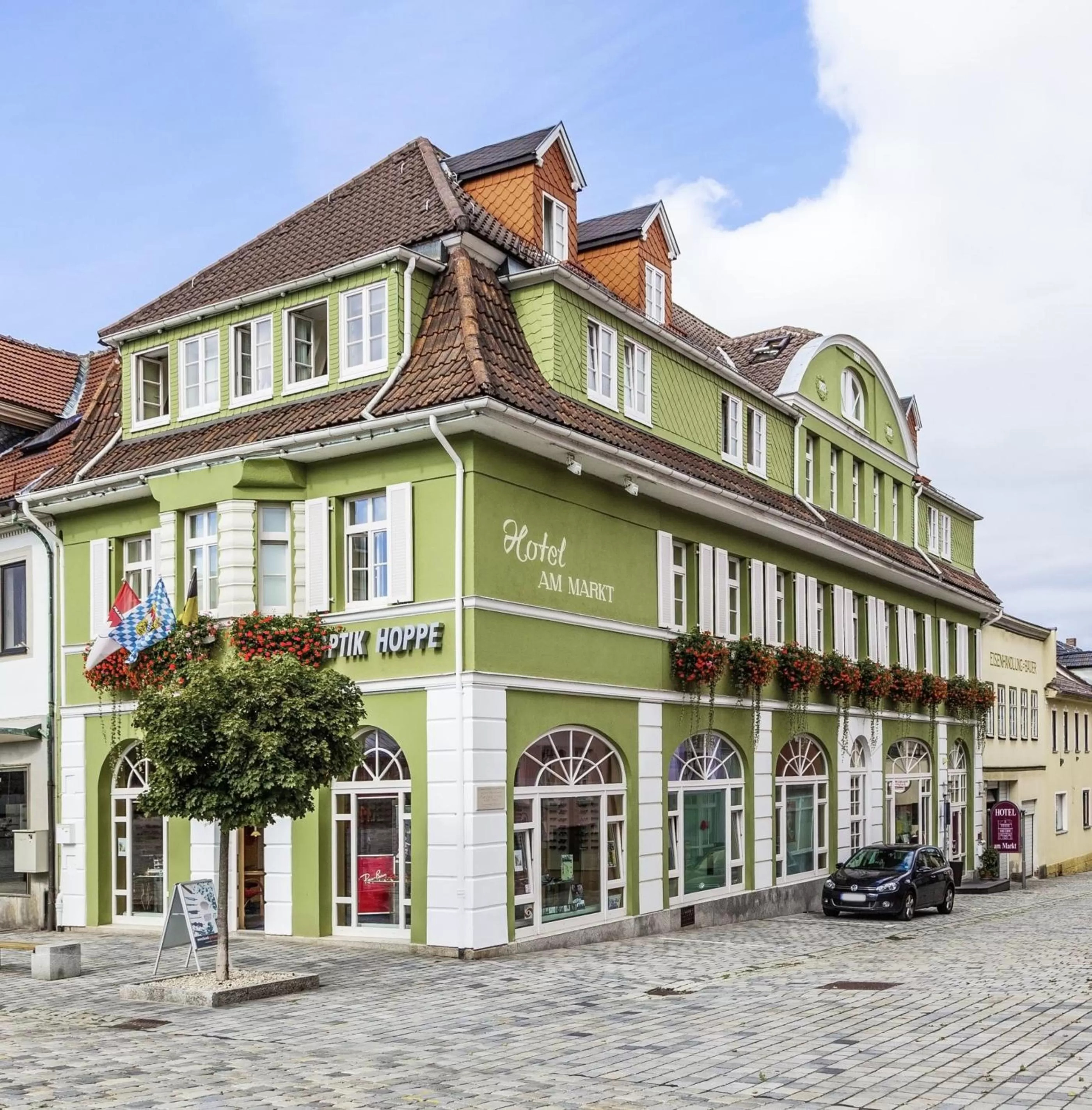 Hotel Garni am Markt - Businesshotel - Frühstücksbuffet - Fahrradabstellplatz - Hunde willkommen