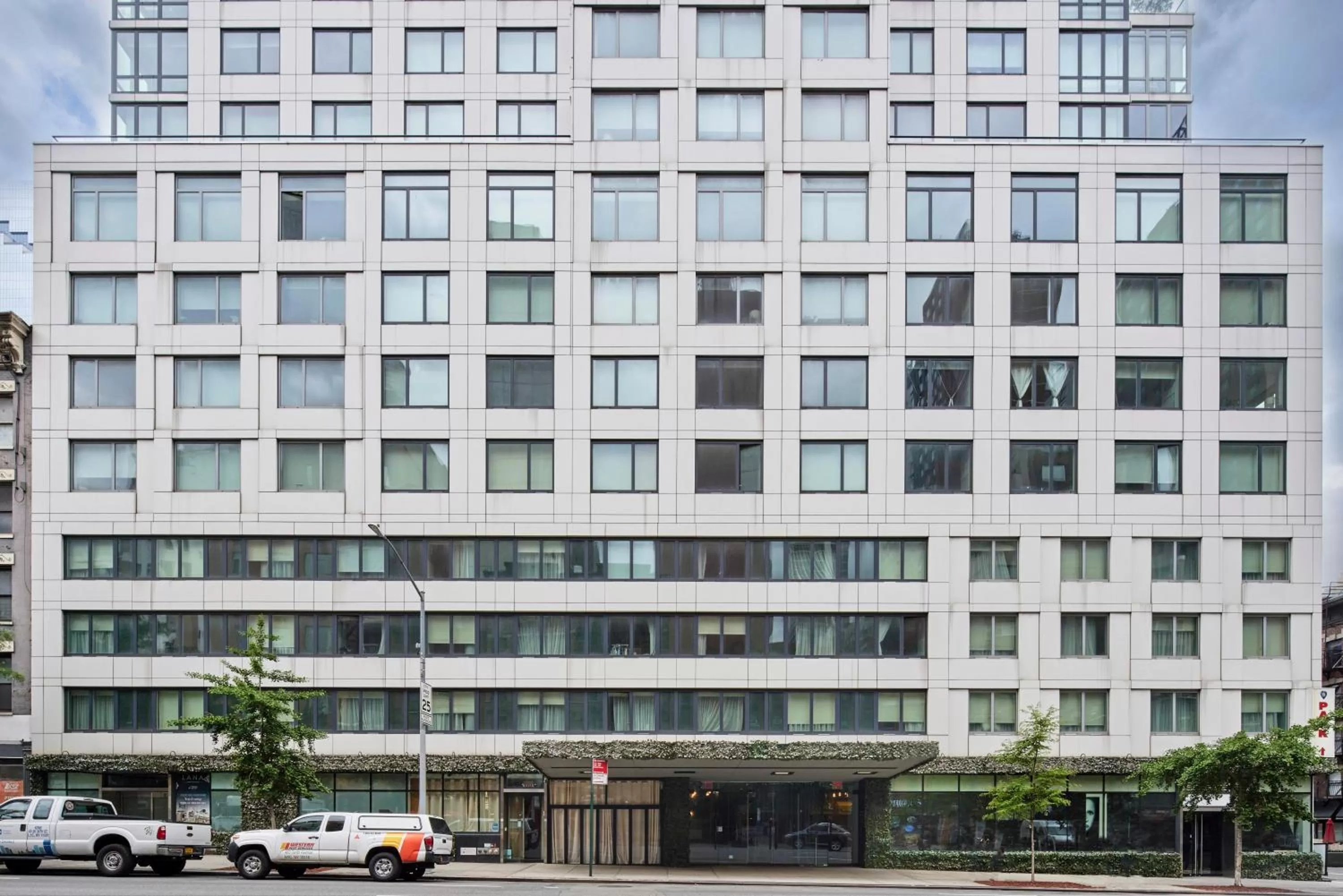 Property building in Truss Hotel Times Square