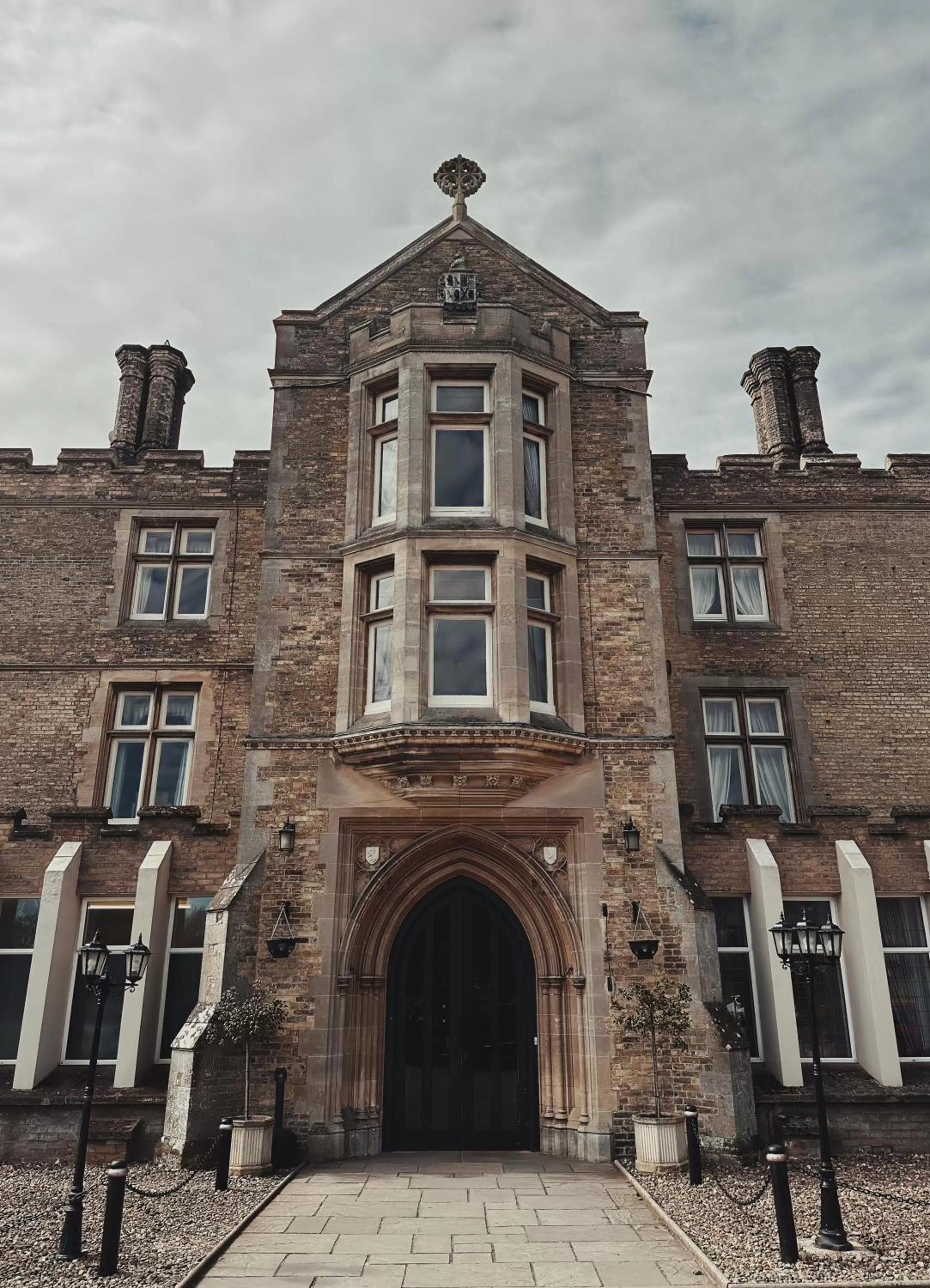 Property building in Cave Castle Hotel