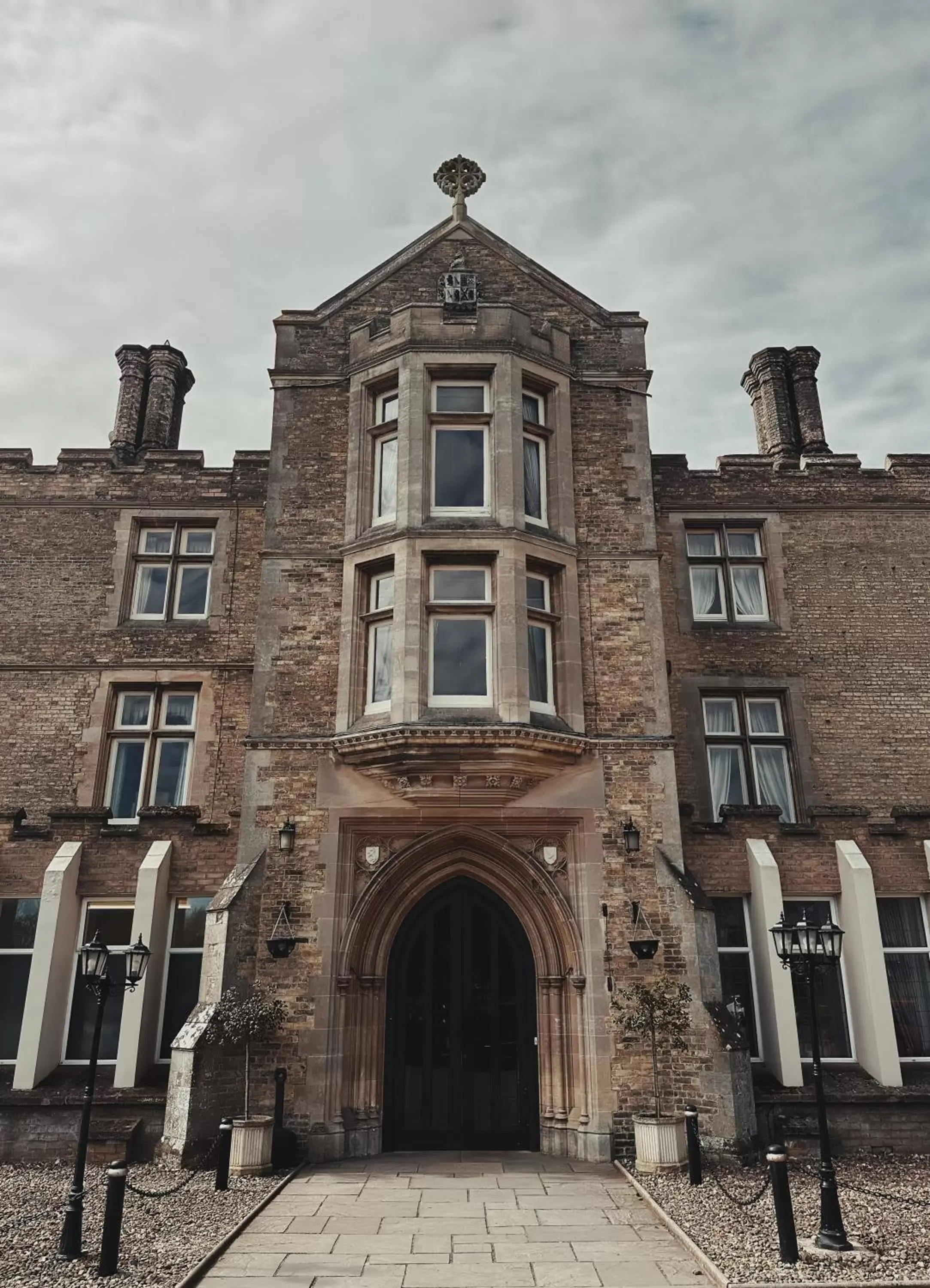 Property building in Cave Castle Hotel Property building in Cave Castle Hotel