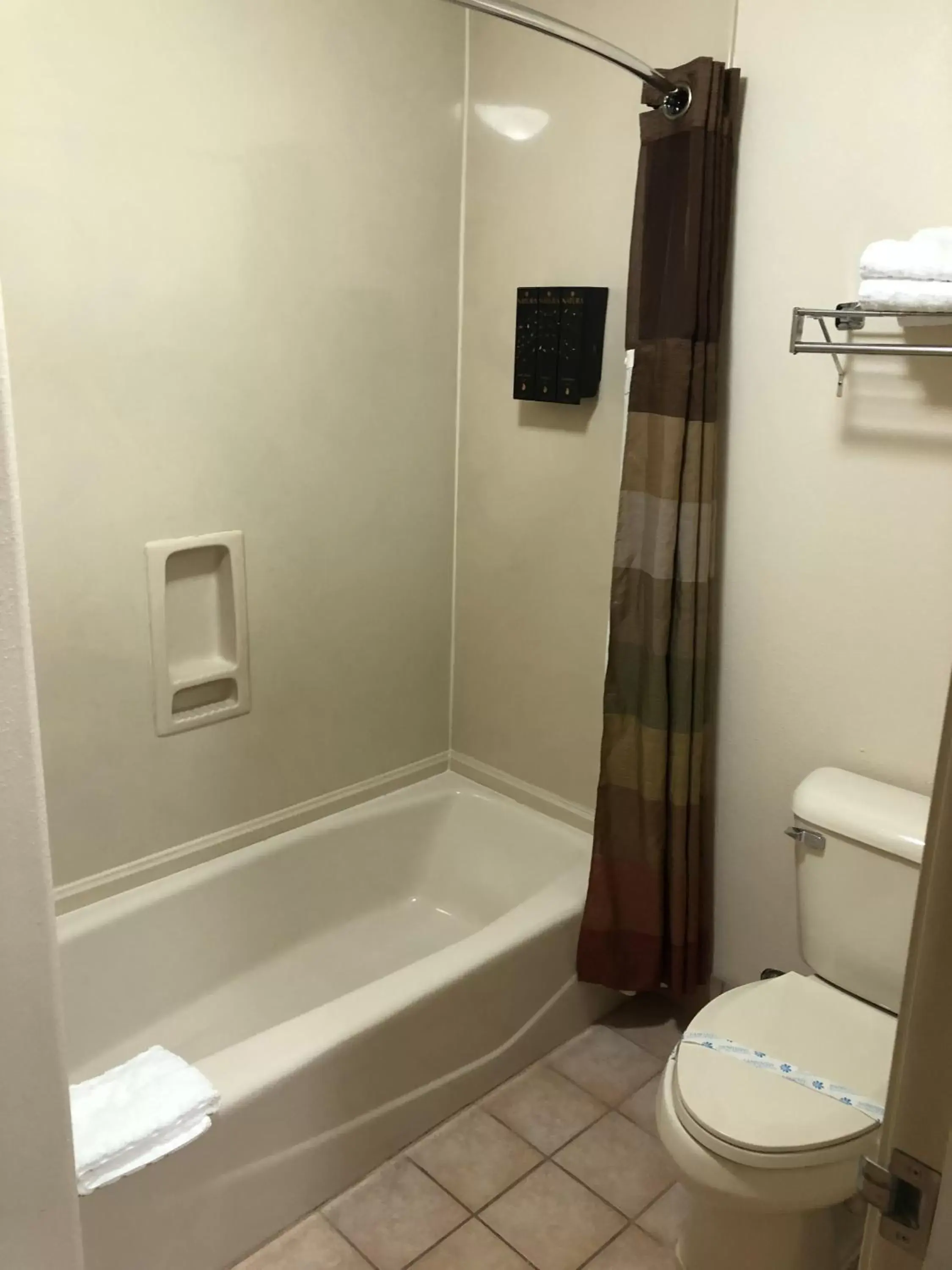 Bathroom in Best Western Dallas Inn & Suites