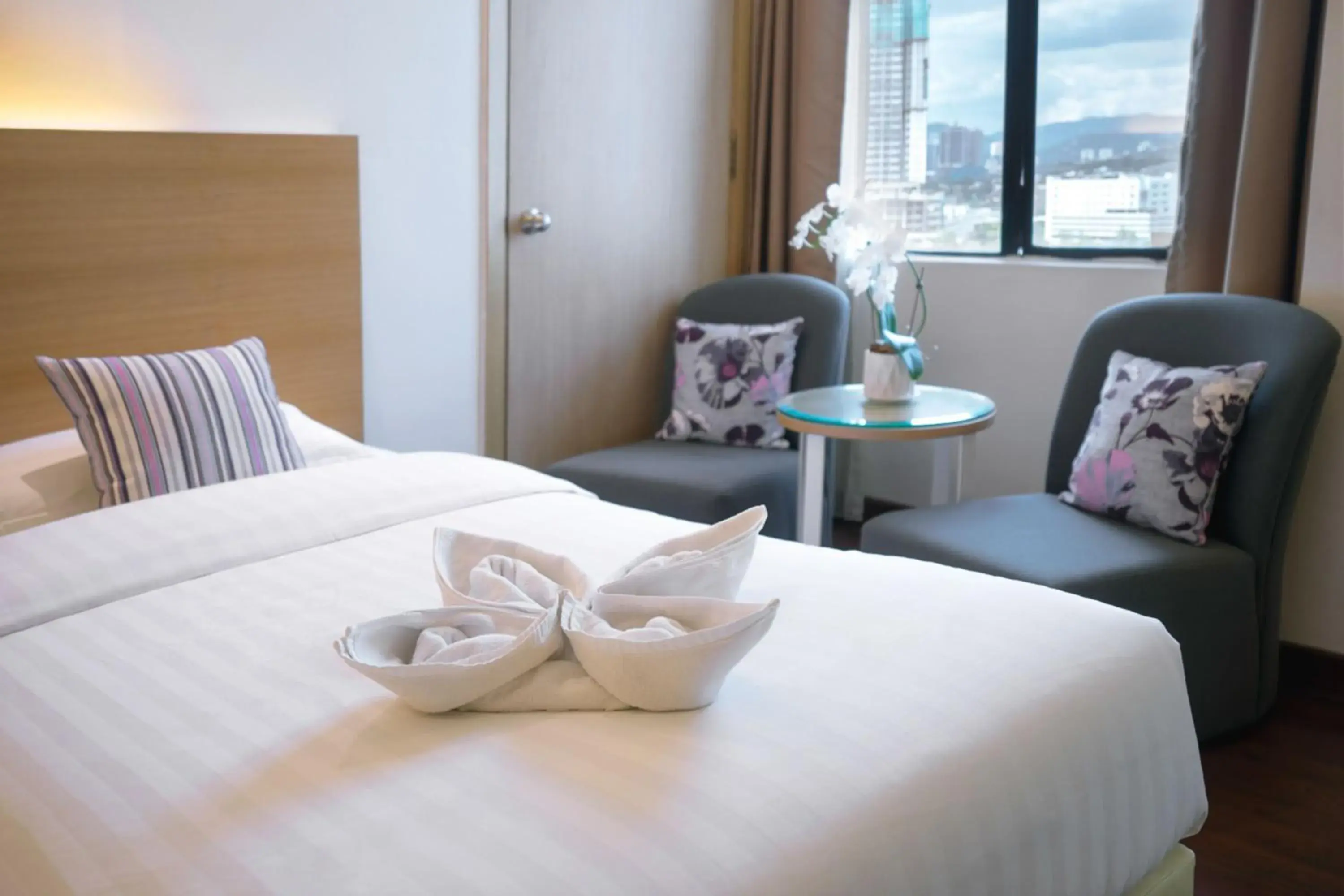 Bed in Crystal Crown Hotel Petaling Jaya