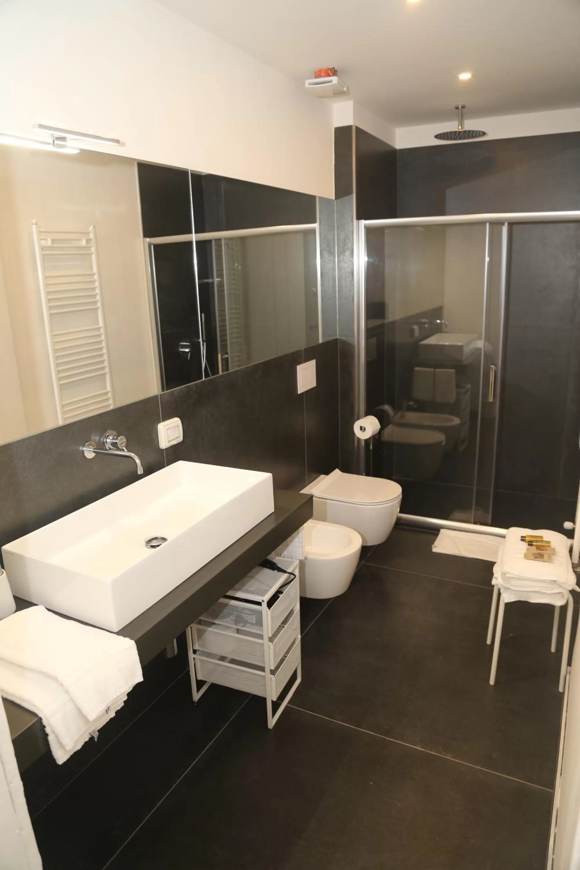 Toilet in Palazzo del Verga