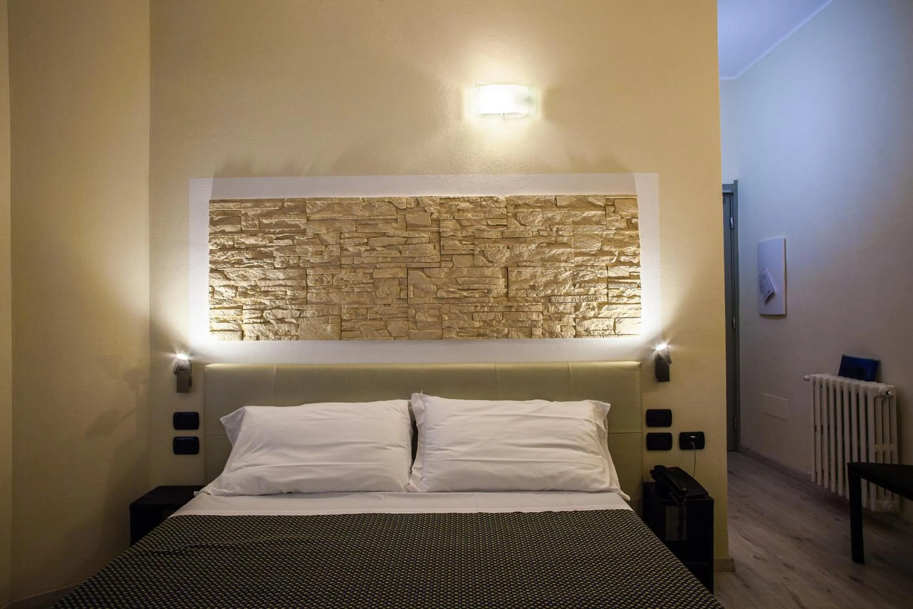 Photo of the whole room, Bed in Hotel Calamosca