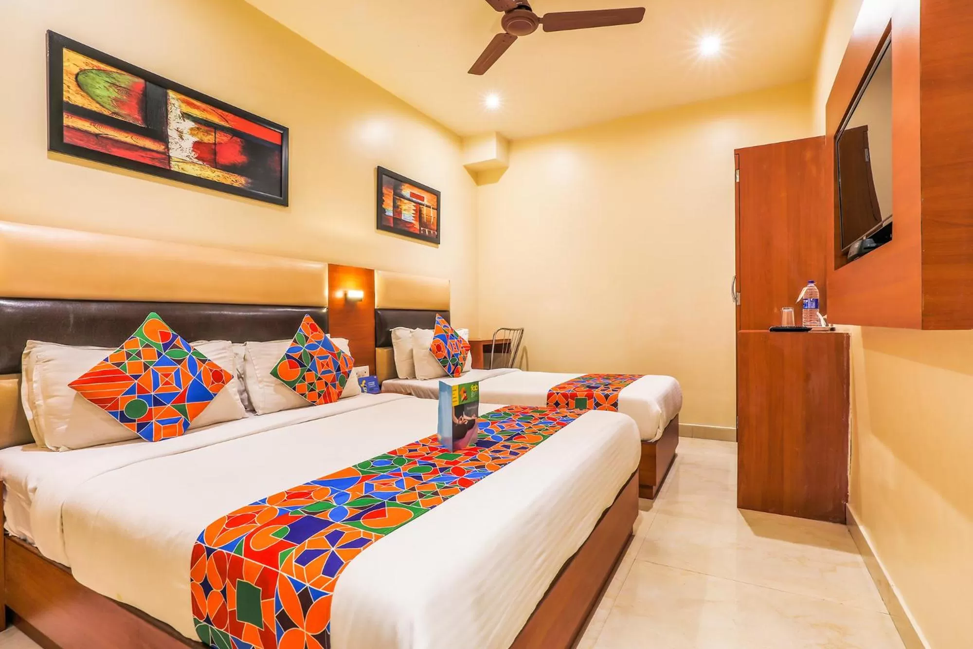 Bed in FabHotel Liwa International - Nr Mumbai International Airport