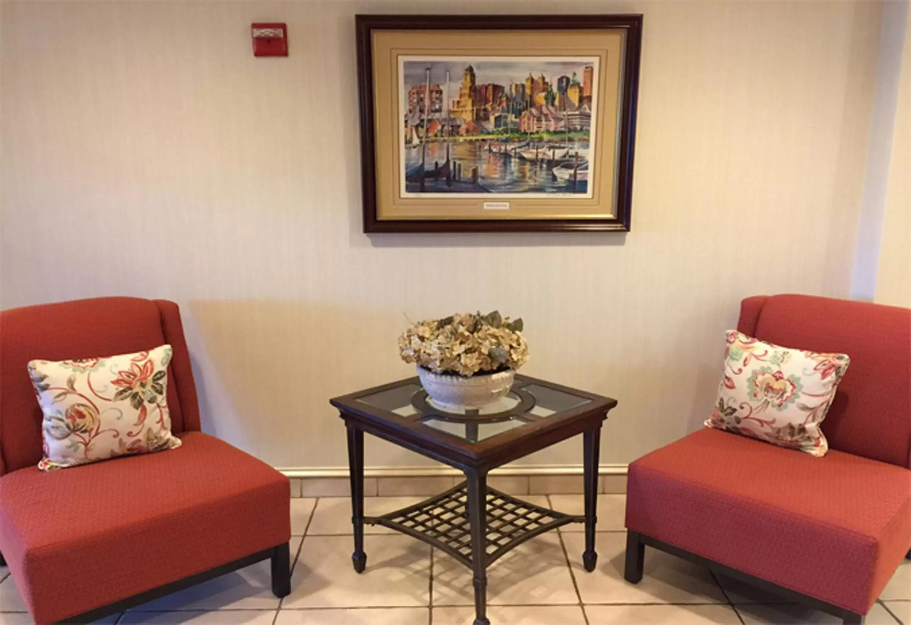 Property building, Seating Area in Holiday Inn Express & Suites Buffalo Airport, an IHG Hotel