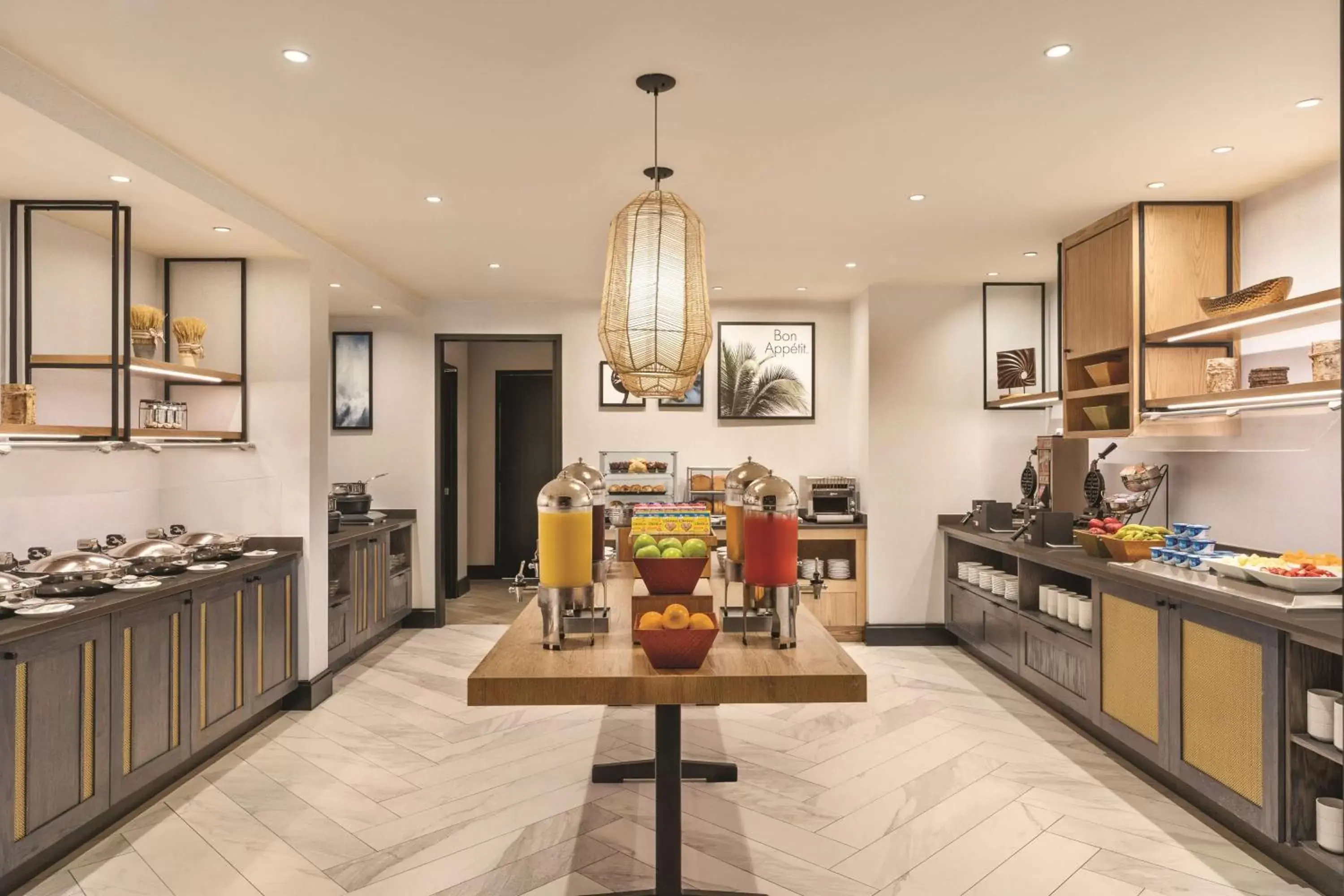 Breakfast in DoubleTree by Hilton Tampa Rocky Point Waterfront Breakfast in DoubleTree by Hilton Tampa Rocky Point Waterfront