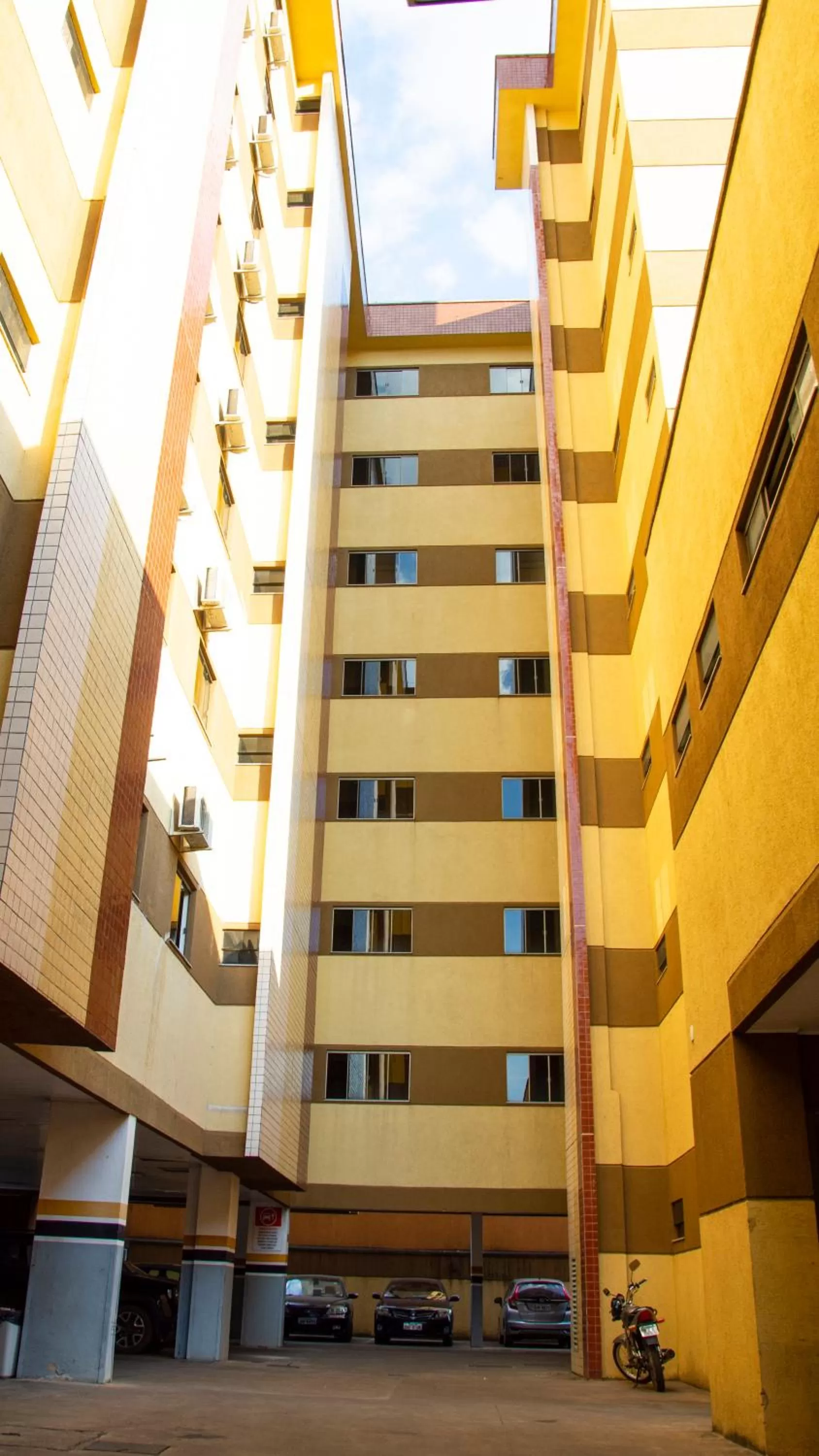 Property building in Larison Executive - by Easy Hotéis