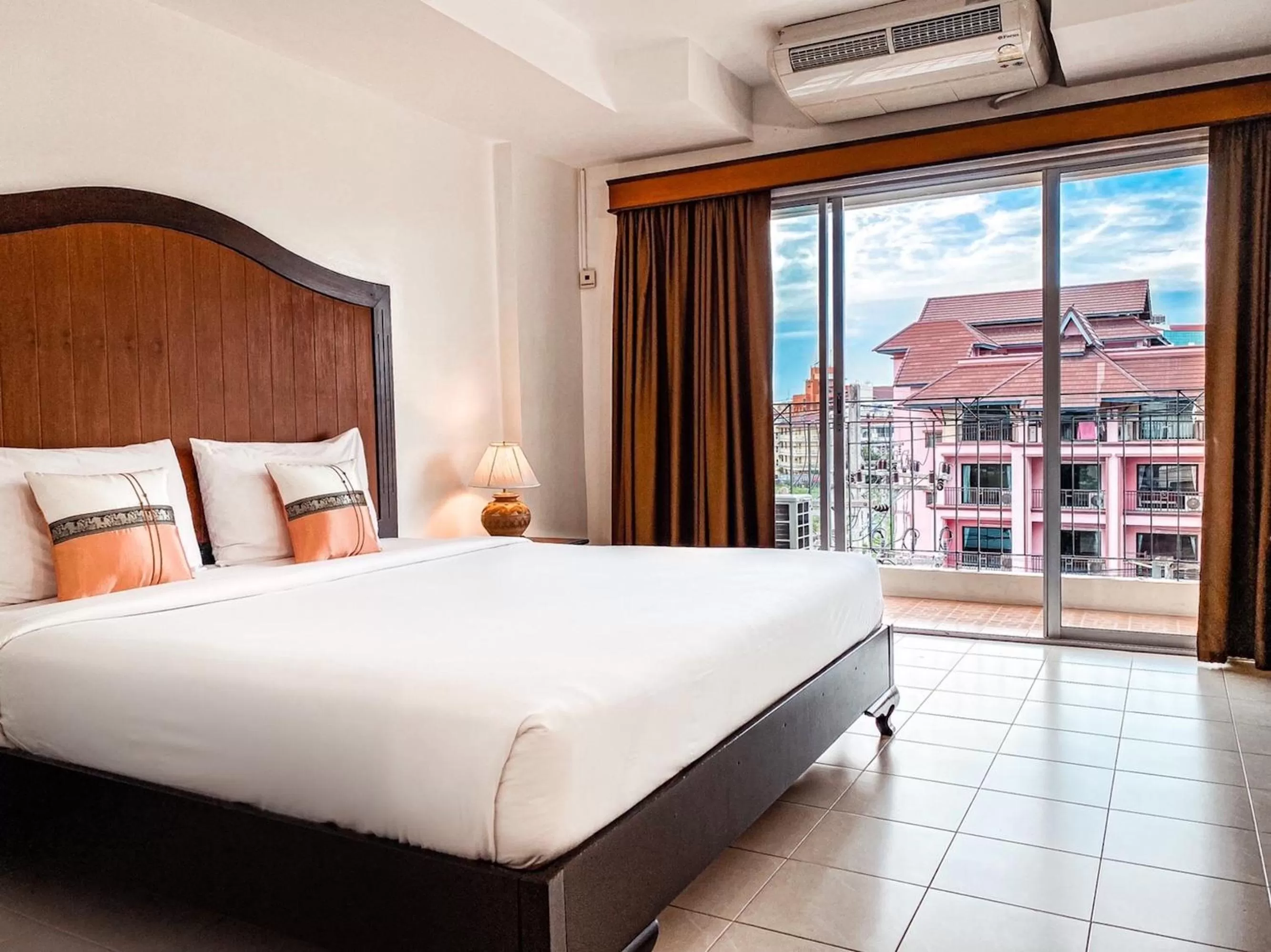 Bedroom, Bed in Piyada Residence By TecHotels - Guest Friendly - Near to Beach, Famous Walking Street - Night Clubs , Bars & Discos