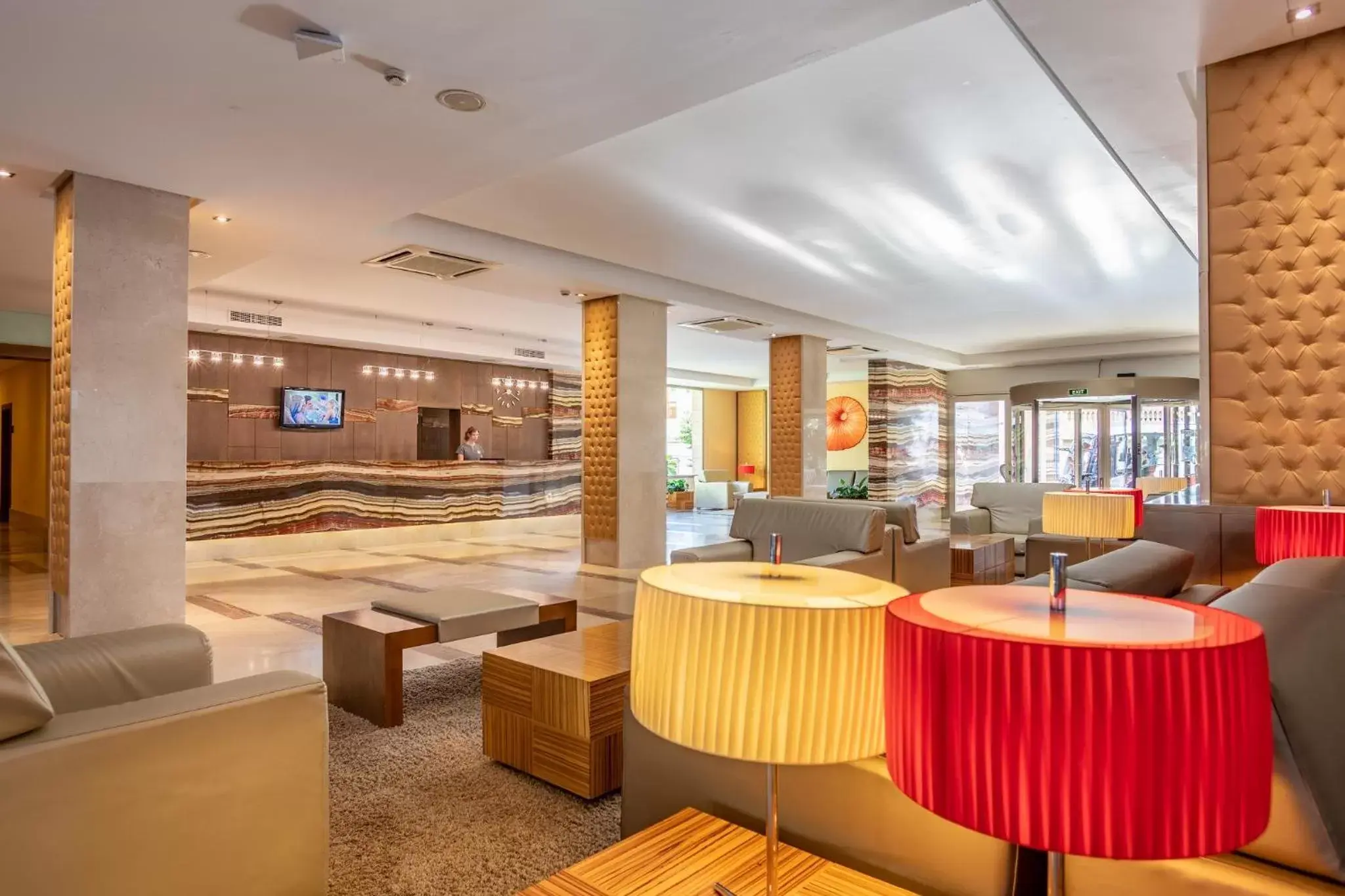 Lobby or reception, Lounge/Bar in Zafiro Tropic
